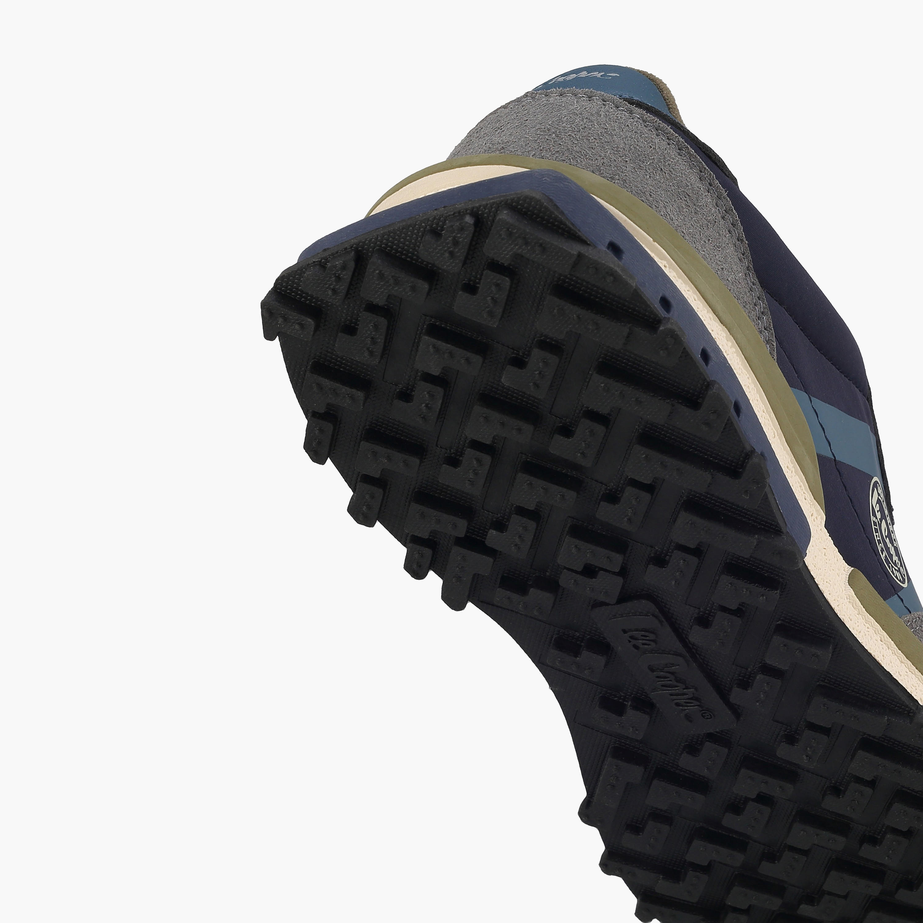 حذاء سنيكرز طول الكاحل برباط وألواح للرجال من لي كوبر-men-shoes-sneakers-image-5