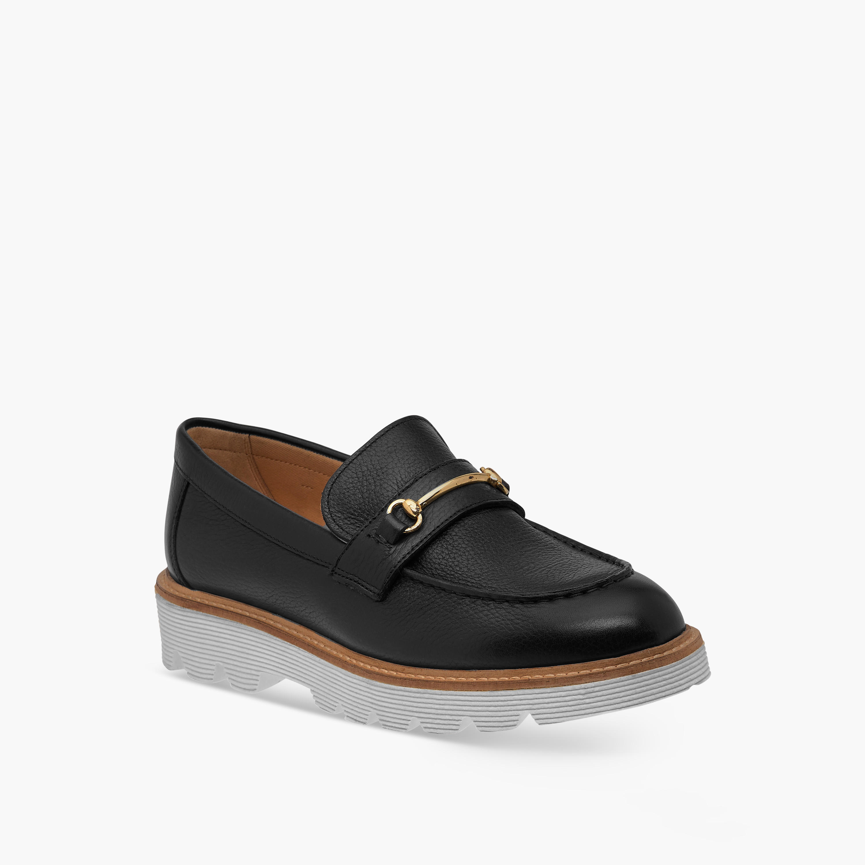 حذاء خفيف سهل الارتداء بزينة معدن للنساء من سيليست-women-shoes-loafersandmoccasins-image-2