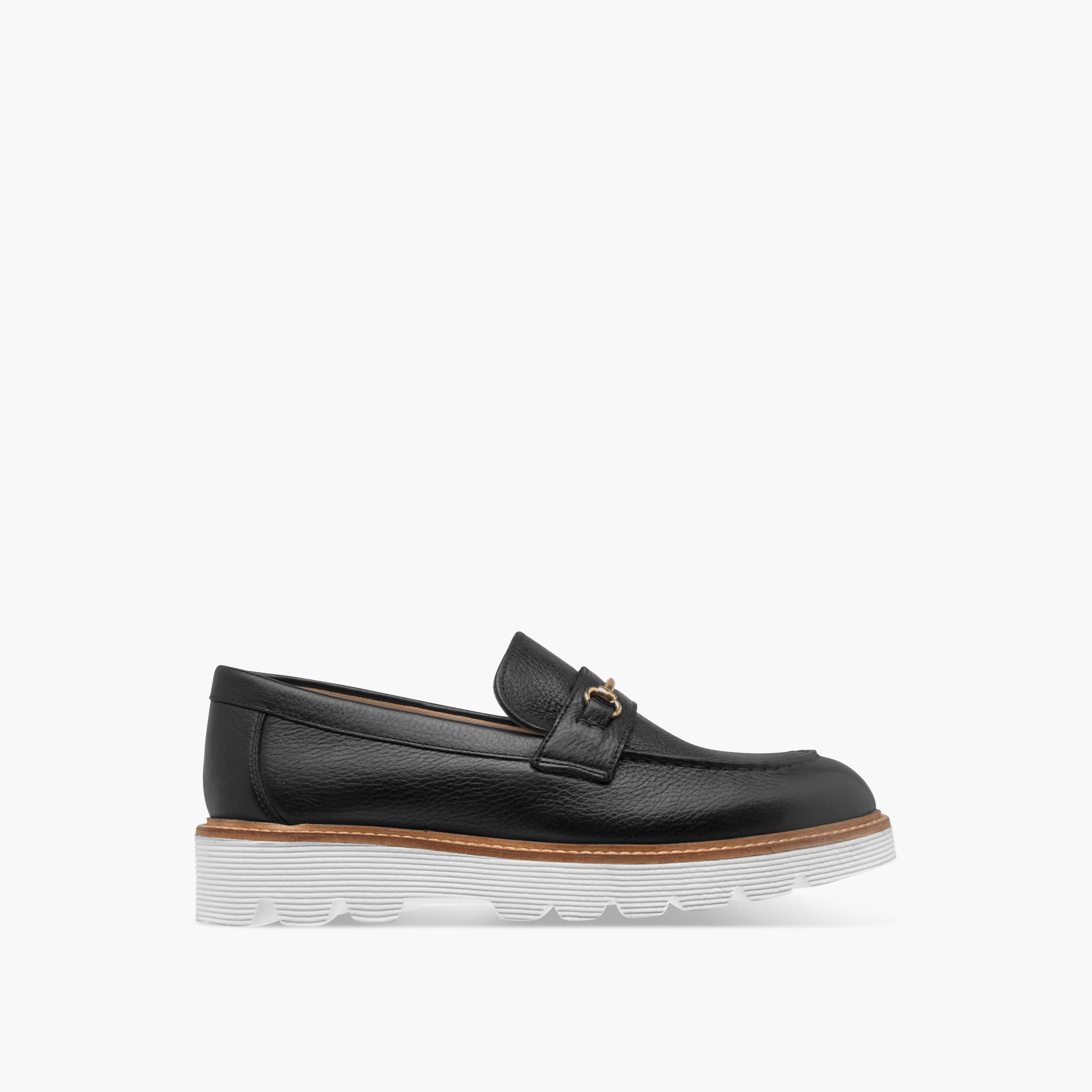 حذاء خفيف سهل الارتداء بزينة معدن للنساء من سيليست-women-shoes-loafersandmoccasins-image-3