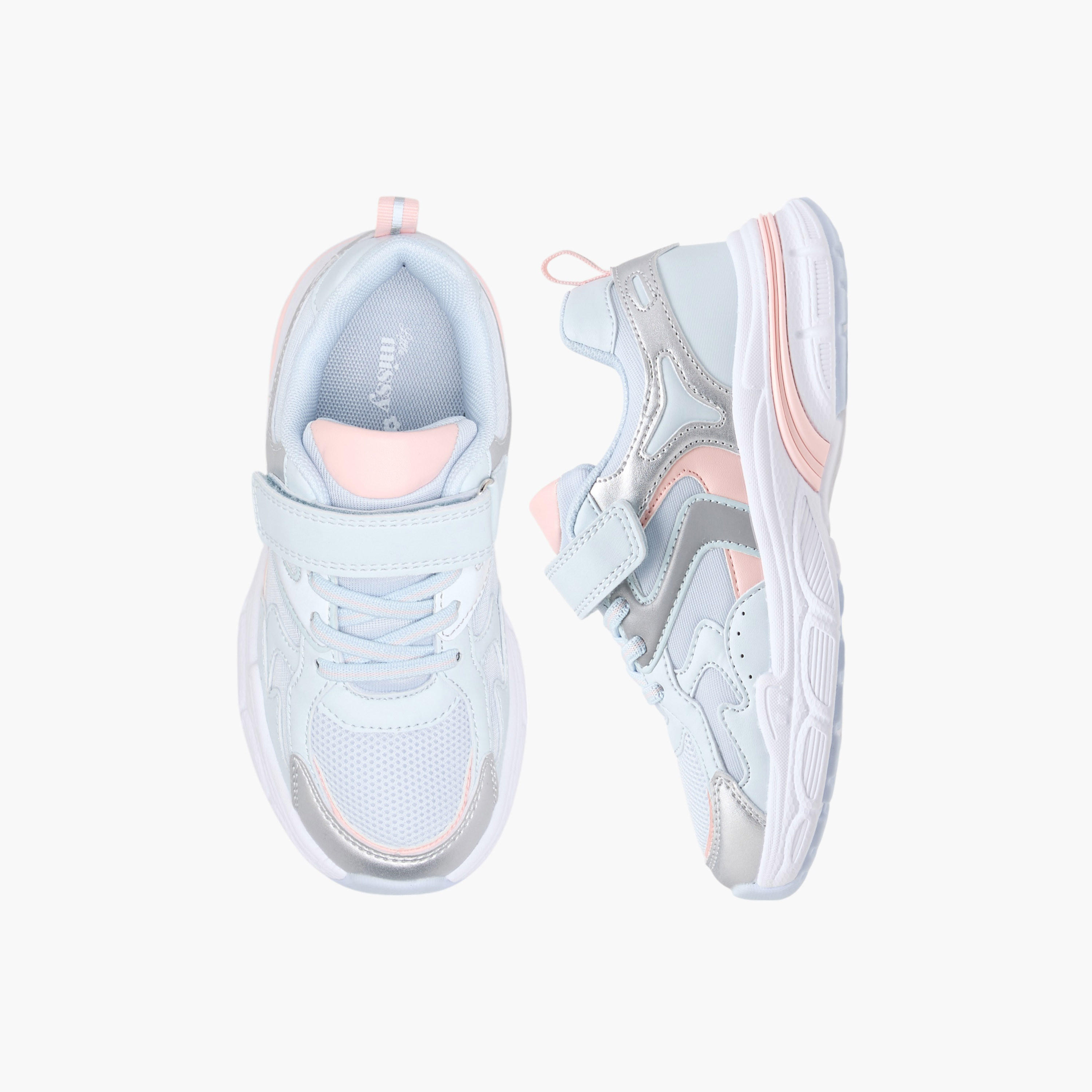 سنيكرز بشريط إغلاق لاصق من ليتل ميسي-girls-shoes-sneakers-image-1