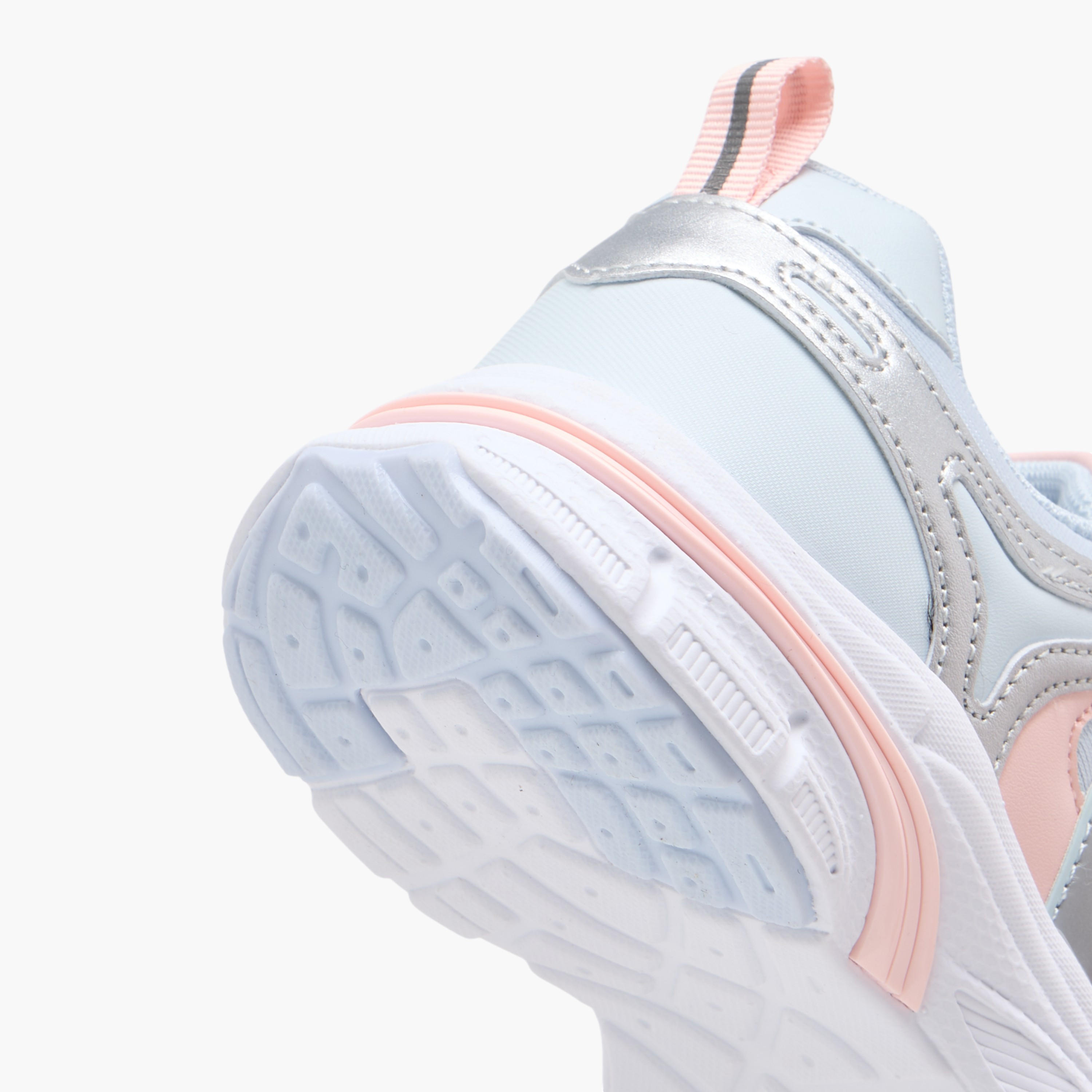 سنيكرز بشريط إغلاق لاصق من ليتل ميسي-girls-shoes-sneakers-image-5