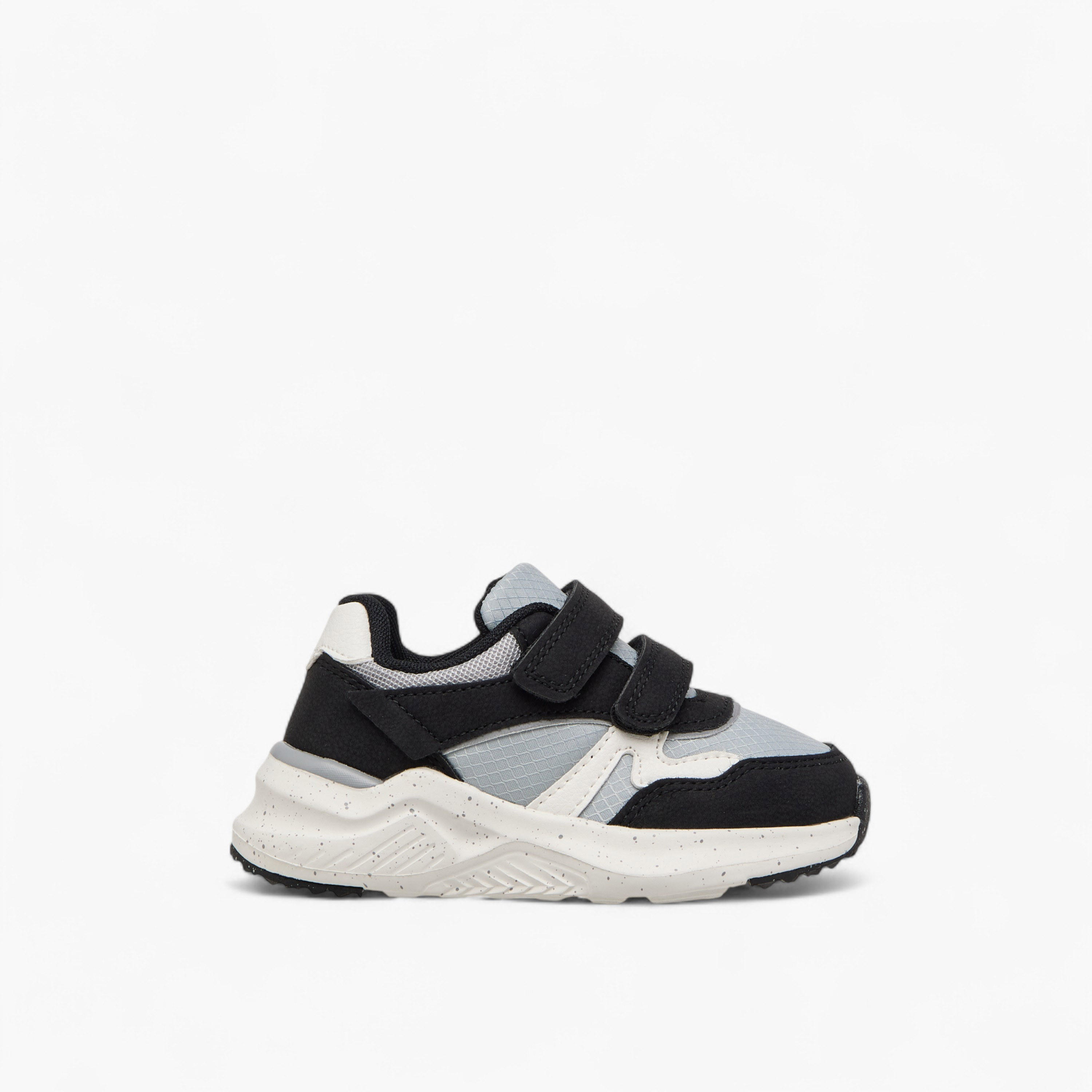 حذاء سنيكرز بشريط إغلاق لاصق من جونيورز-boys-shoes-schoolshoes-image-3
