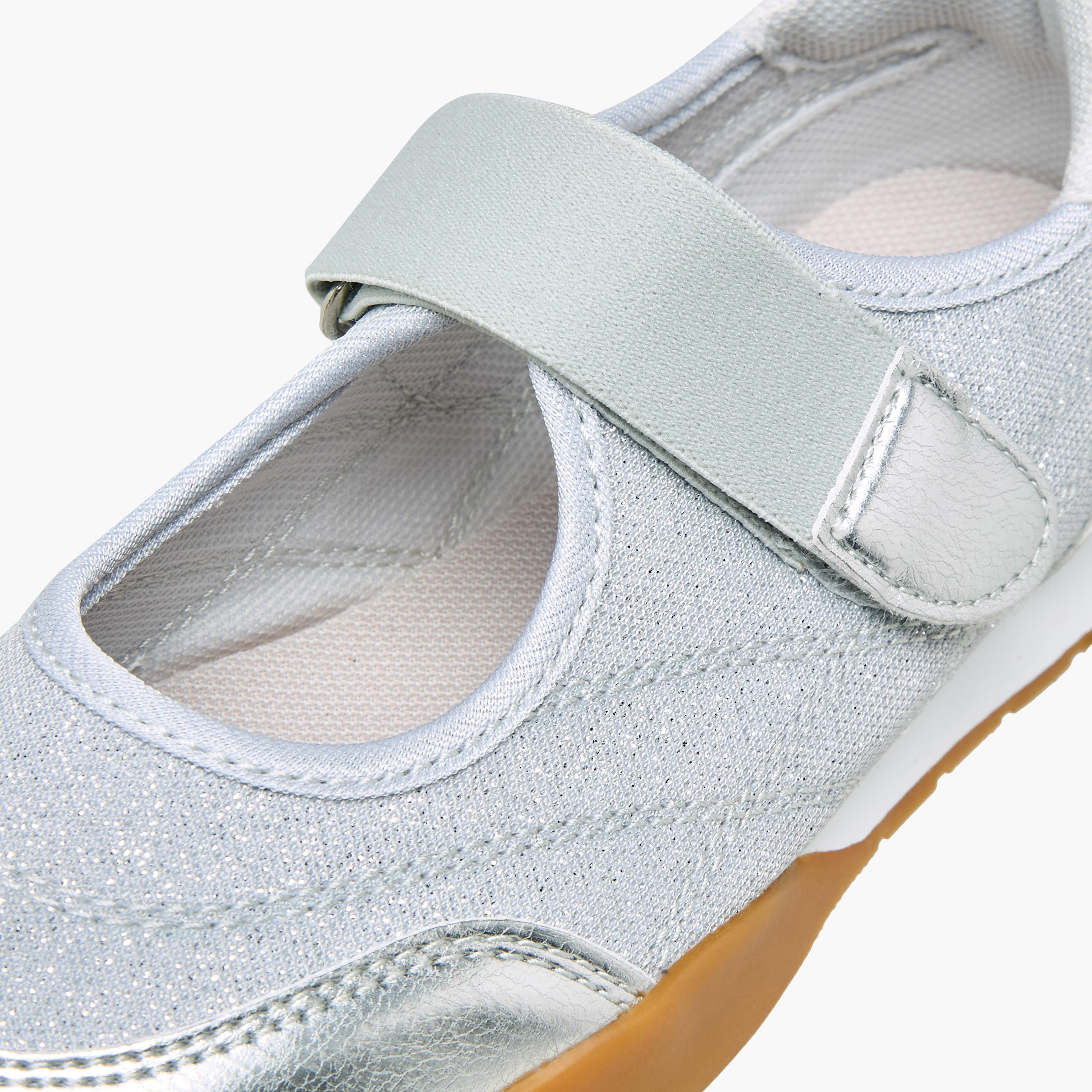 حذاء سنيكرز بشريط إغلاق لاصق للبنات من ليتل ميسي-girls-shoes-sneakers-image-4