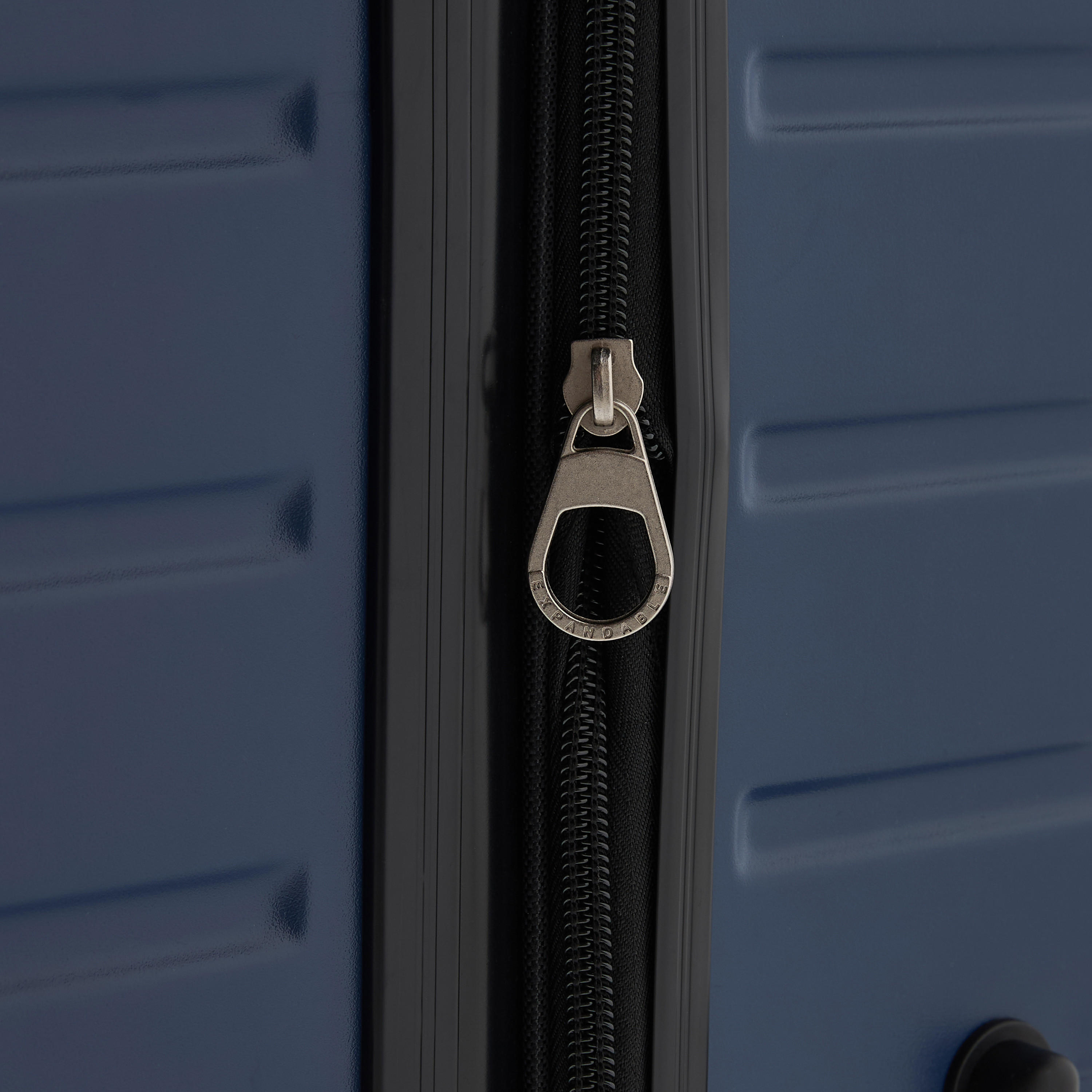 شنطة سفر صلبة بارزة الملمس بعجلات ومقبض قابل للسحب من أوكلان من شو إكسبريس-travel-luggagesandbags-luggage-image-13