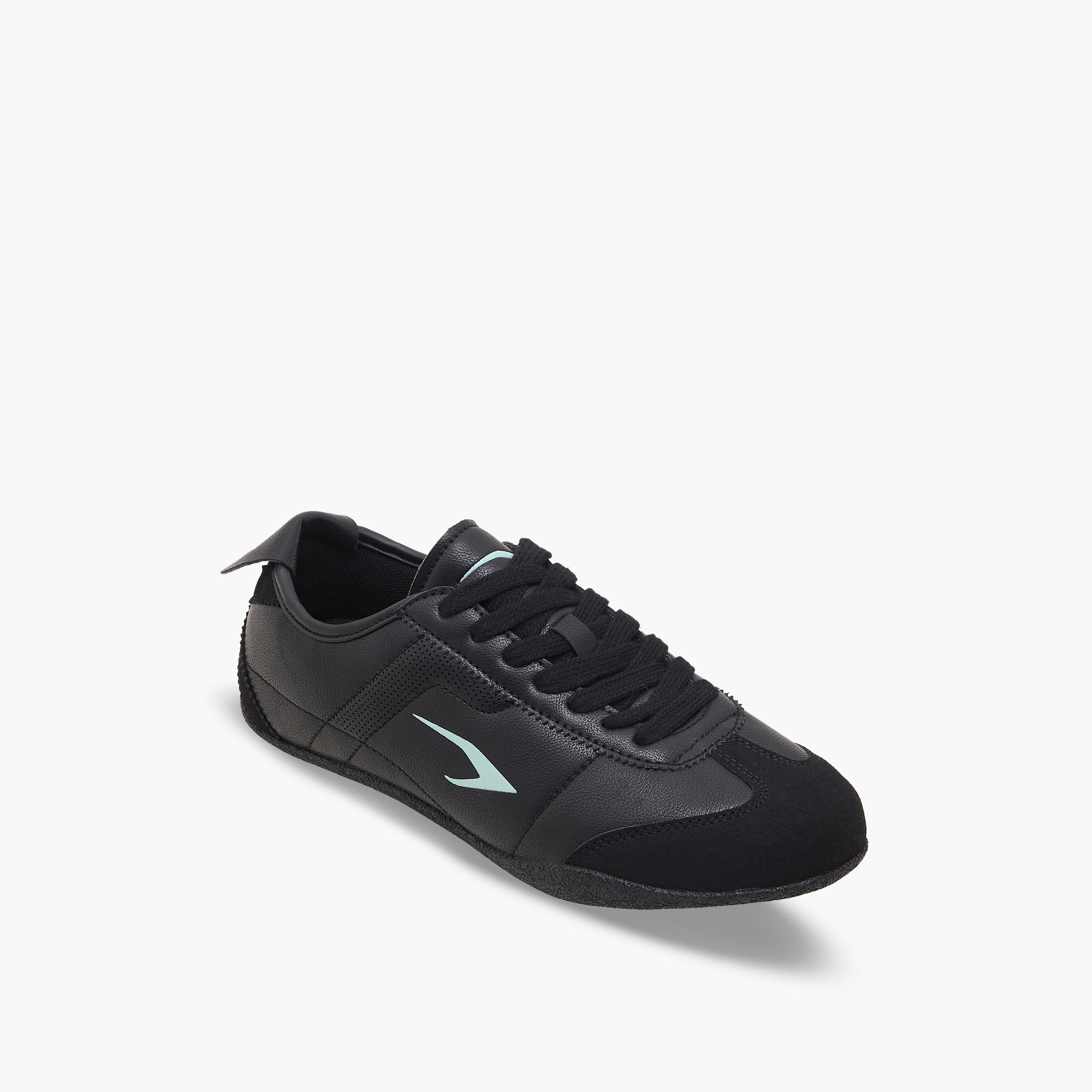 حذاء رياضي برباط إغلاق للنساء من داش-women-shoes-sports-image-2