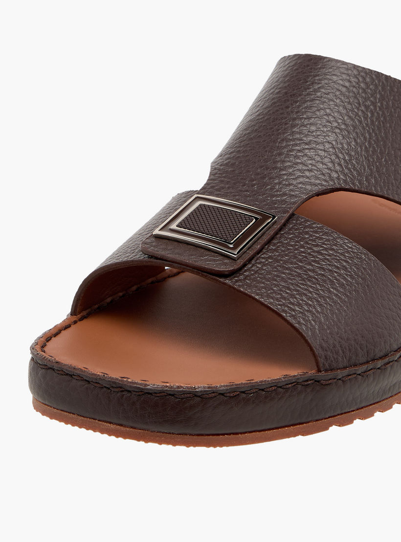 Duchini Men Textured Leather Arabic Sandals-men-shoes-sandals-image-4