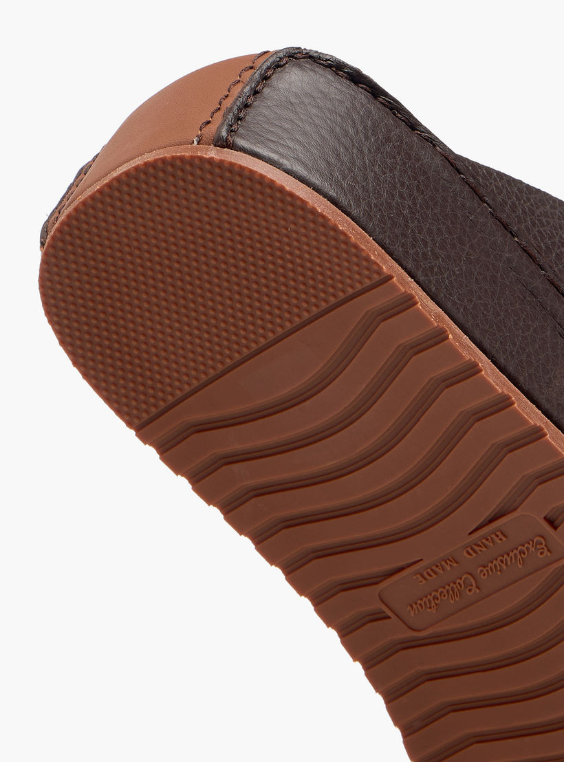 Duchini Men Textured Leather Arabic Sandals-men-shoes-sandals-image-6