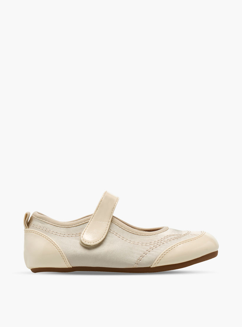 حذاء ماري جين بتفاصيل مغرزة للبنات من فلورا بيلا-girls-shoes-maryjanes-image-3