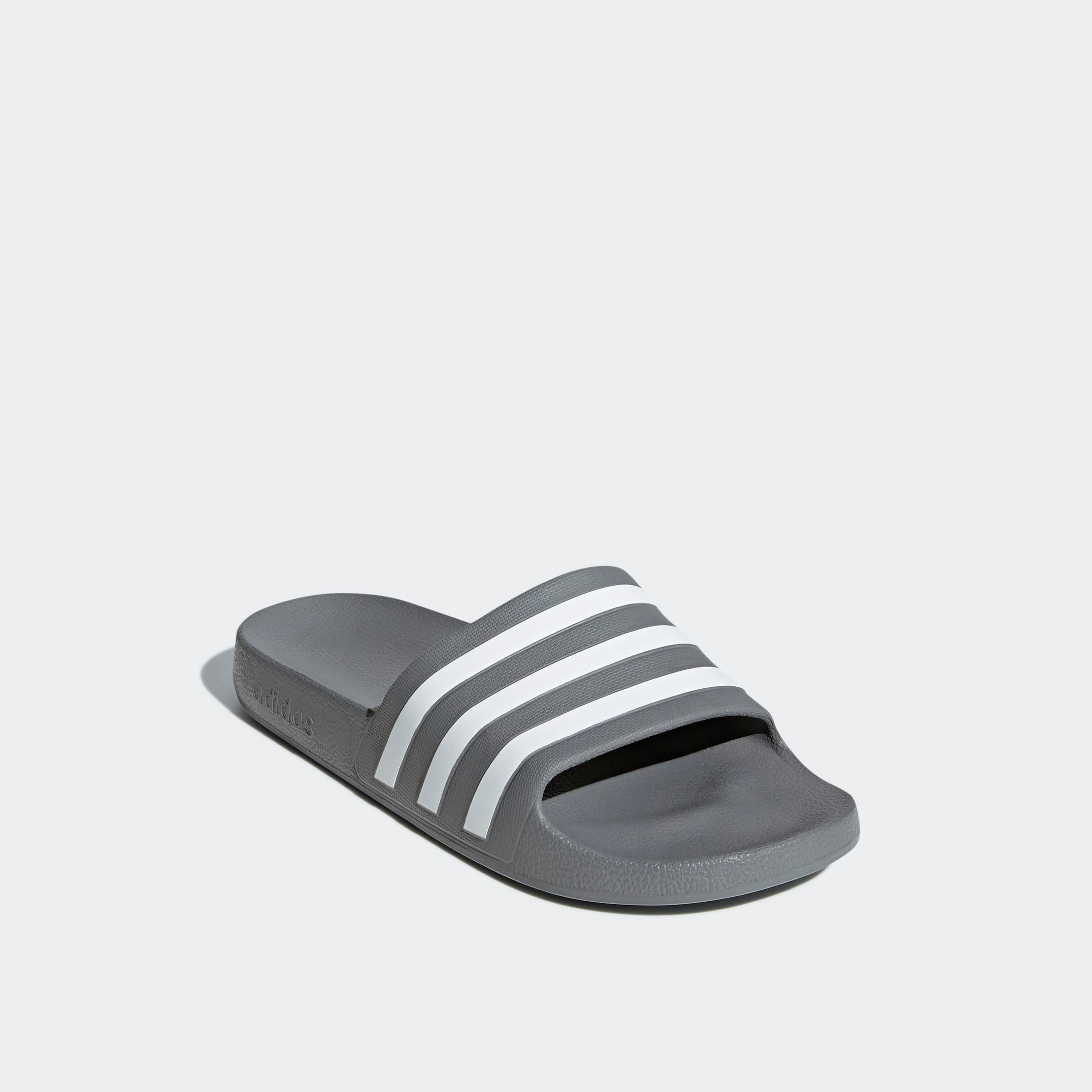 شبشب بنقوش شعار أديليت أكوا للرجال من أديداس-men-shoes-flipflopsandslides-image-1