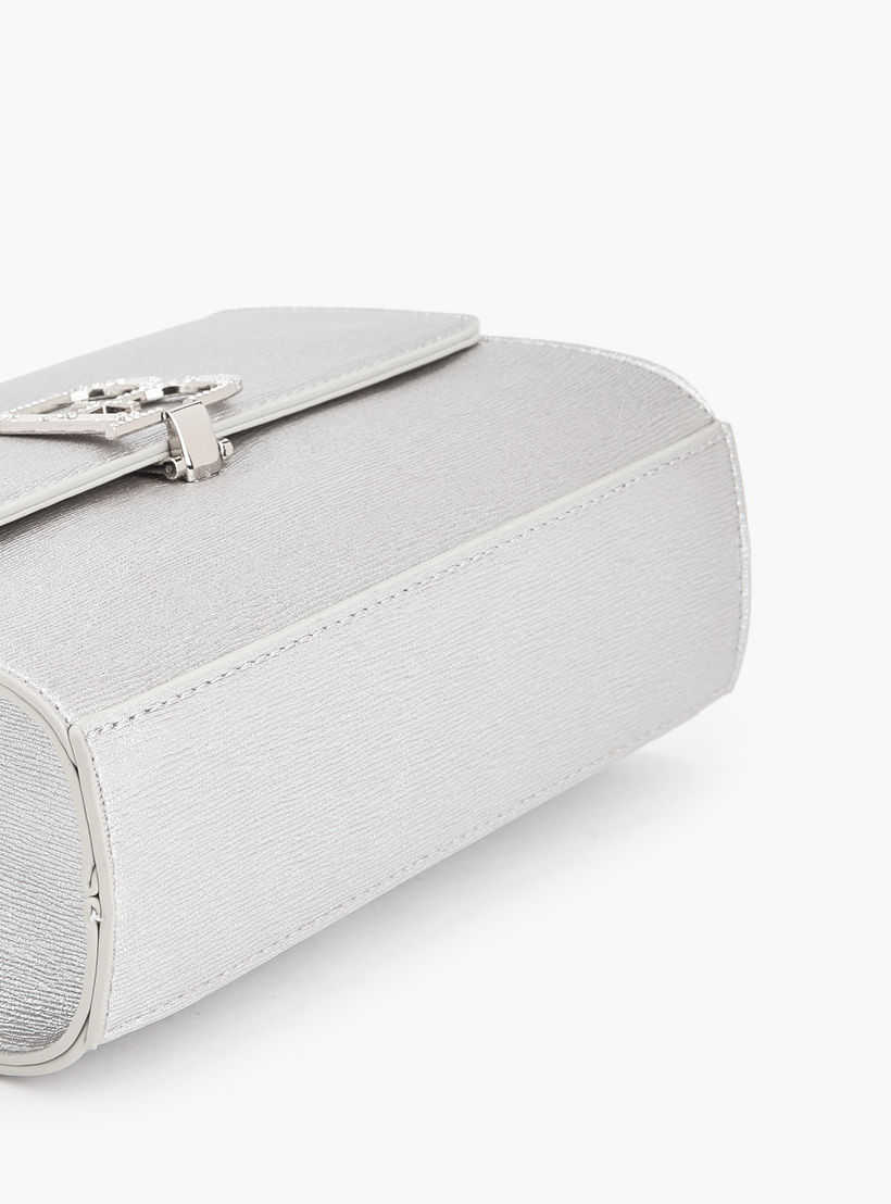 شنطة ساتشيل بتزيينات شعار وبحزام قابل للفصل من فلورا بيلا-women-bagsandwallets-handbags-image-7
