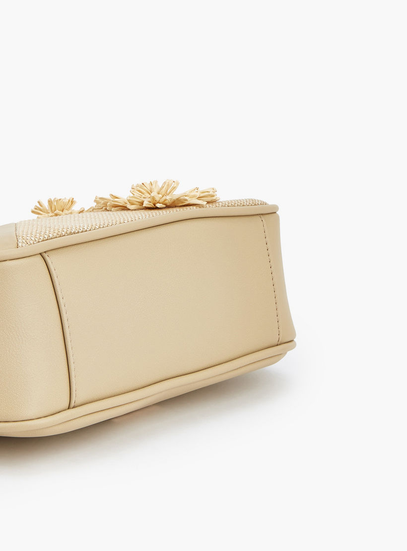 شنطة كتف بزينة ثري دي وسحاب إغلاق من فلورا بيلا-women-bagsandwallets-handbags-image-7
