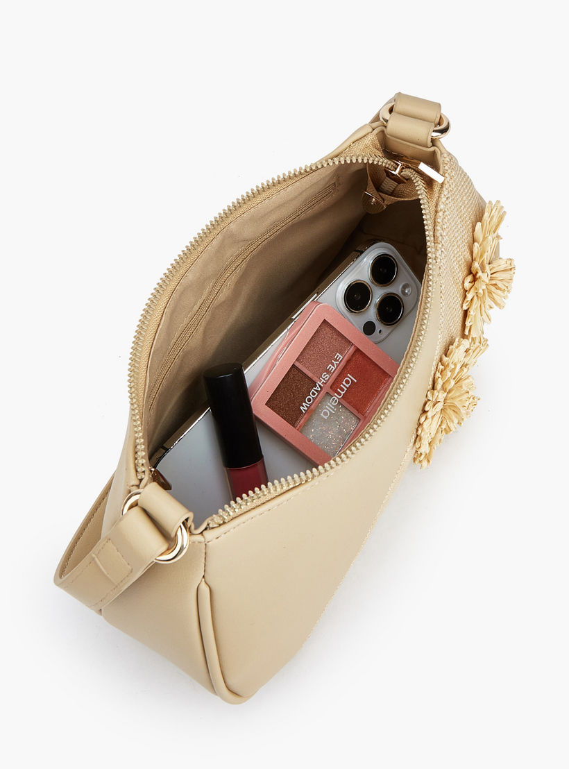 شنطة كتف بزينة ثري دي وسحاب إغلاق من فلورا بيلا-women-bagsandwallets-handbags-image-8