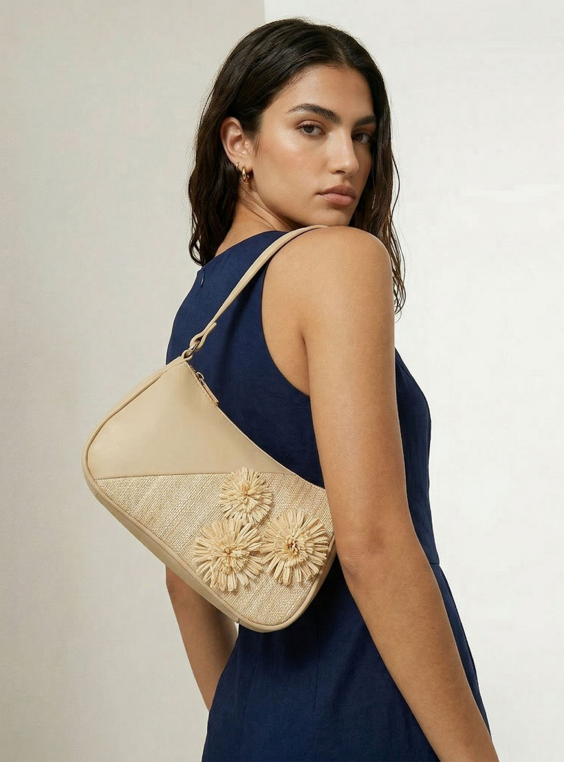 شنطة كتف بزينة ثري دي وسحاب إغلاق من فلورا بيلا-women-bagsandwallets-handbags-image-2