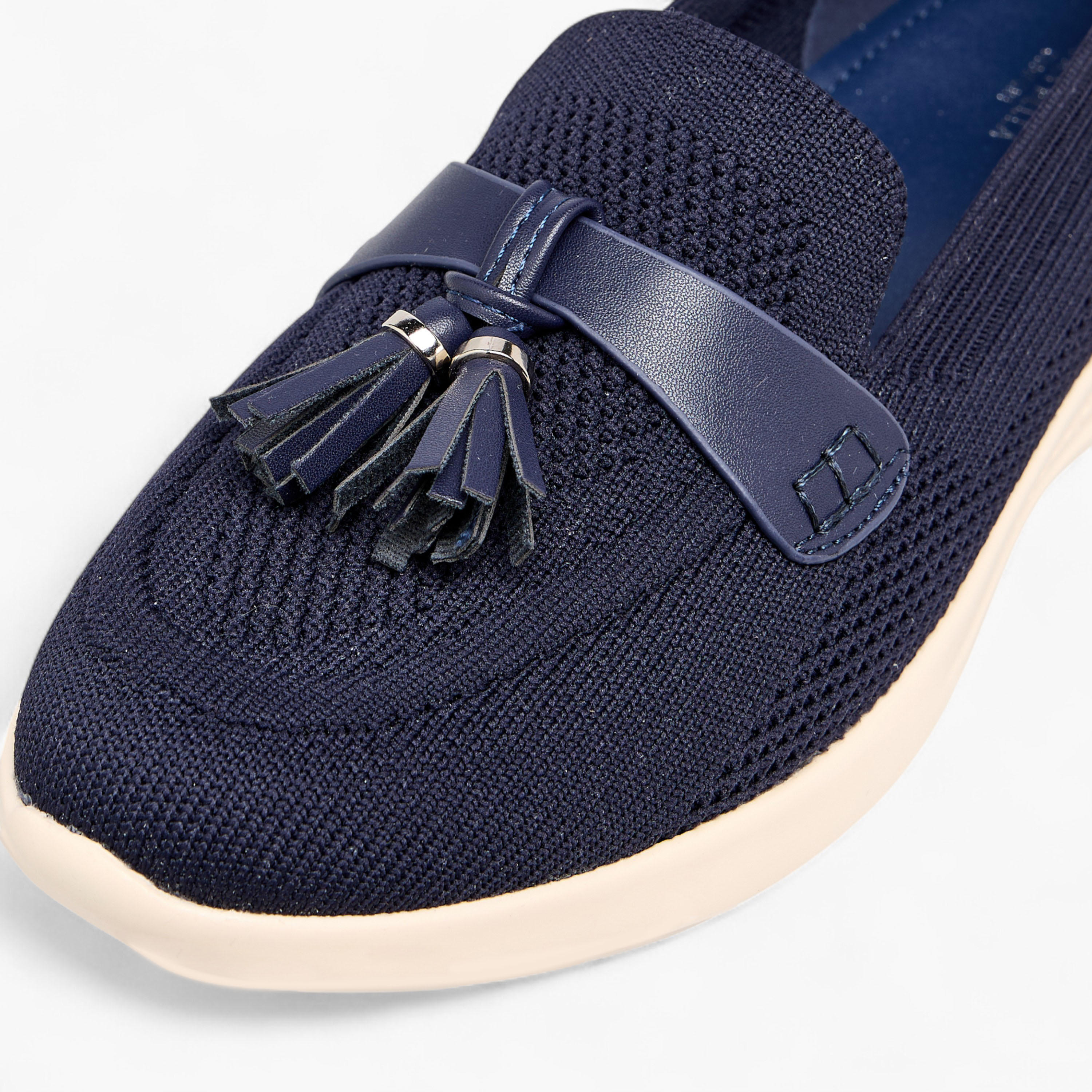 حذاء سهل الارتداء بشرابة من فلورا بيلا-women-shoes-loafersandmoccasins-image-4