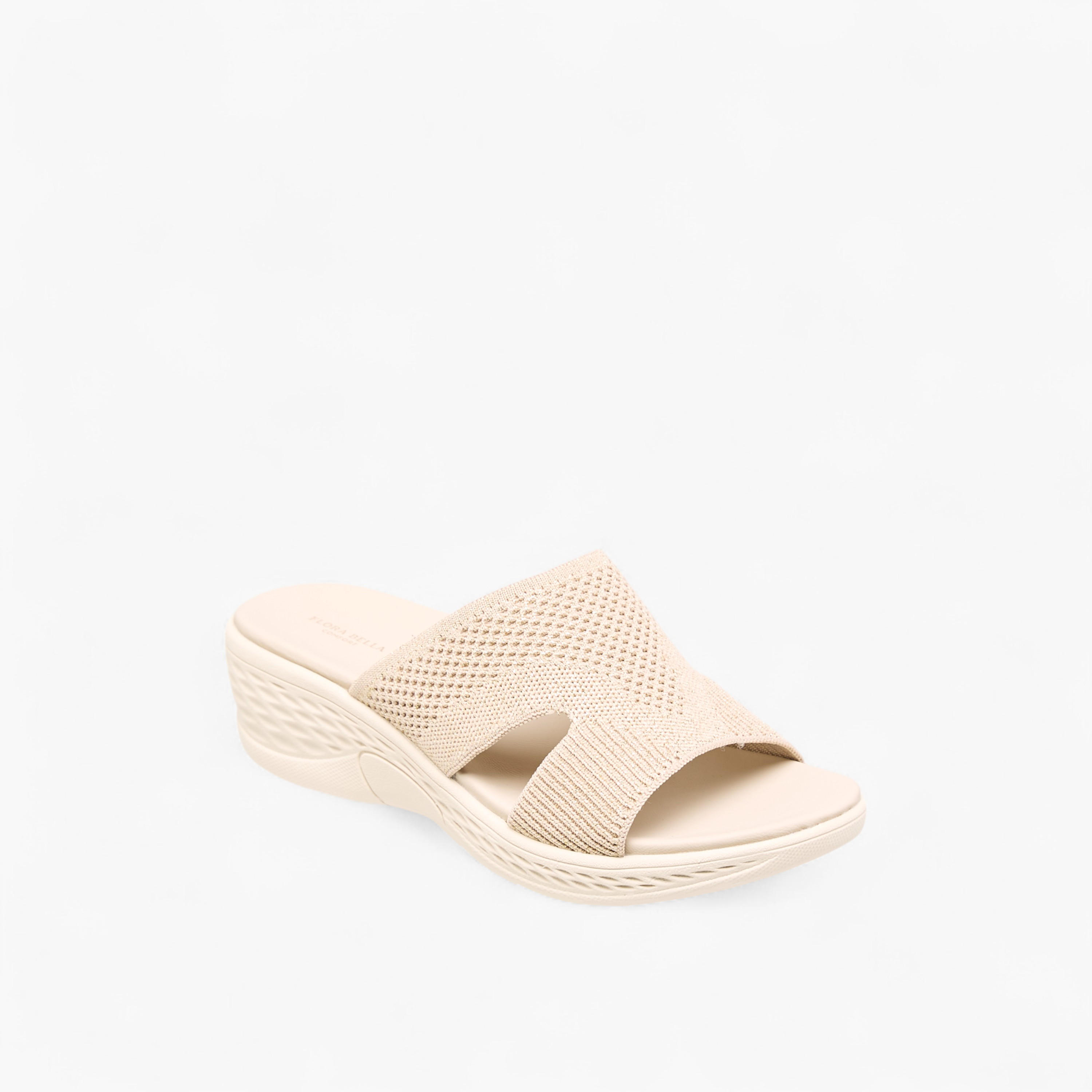 صندل سهل الارتداء وبارز الملمس بكعب ويدج من فلورا بيلا-women-shoes-sandals-heeled-image-2