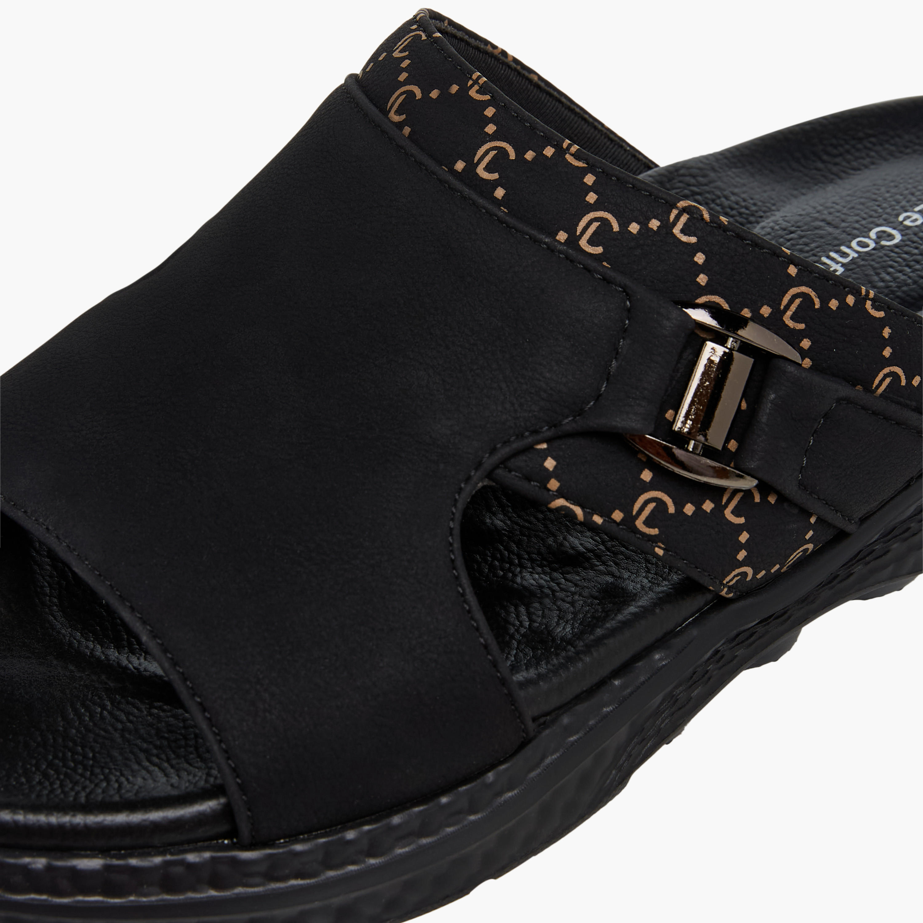 صندل سهل الارتداء متعدد التصاميم من لو كونفورت-men-shoes-sandals-image-4