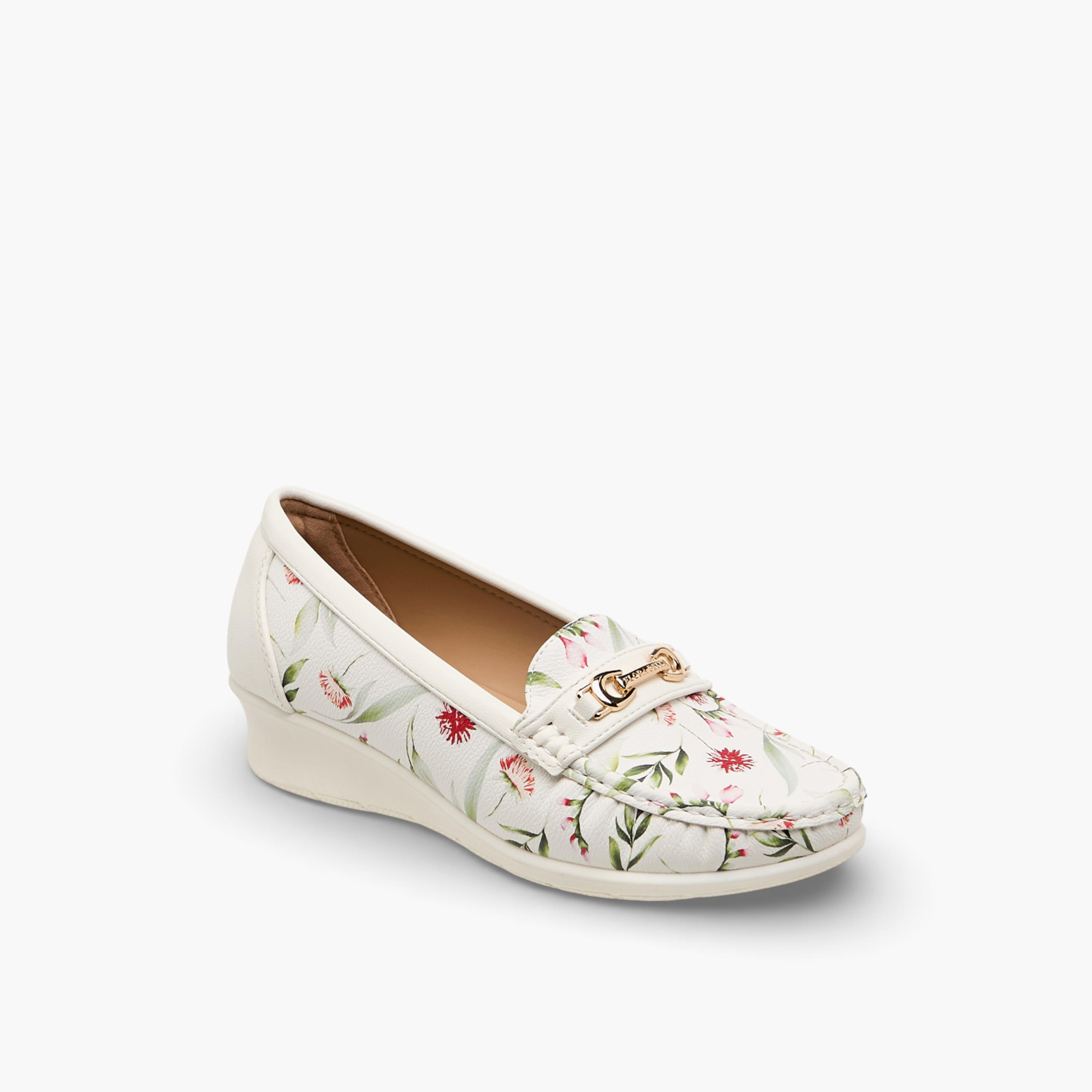 حذاء لوفر بكعب ويدج وطبعات للنساء من فلورا بيلا-women-shoes-flats-loafers-image-2