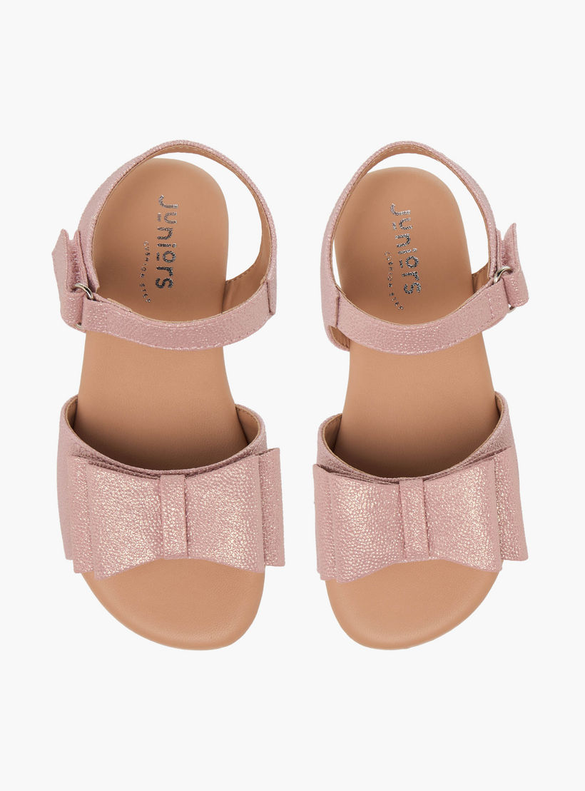 صندل بشريط إغلاق لاصق وفيونكة للبنات من جونيورز-girls-shoes-sandals-image-1