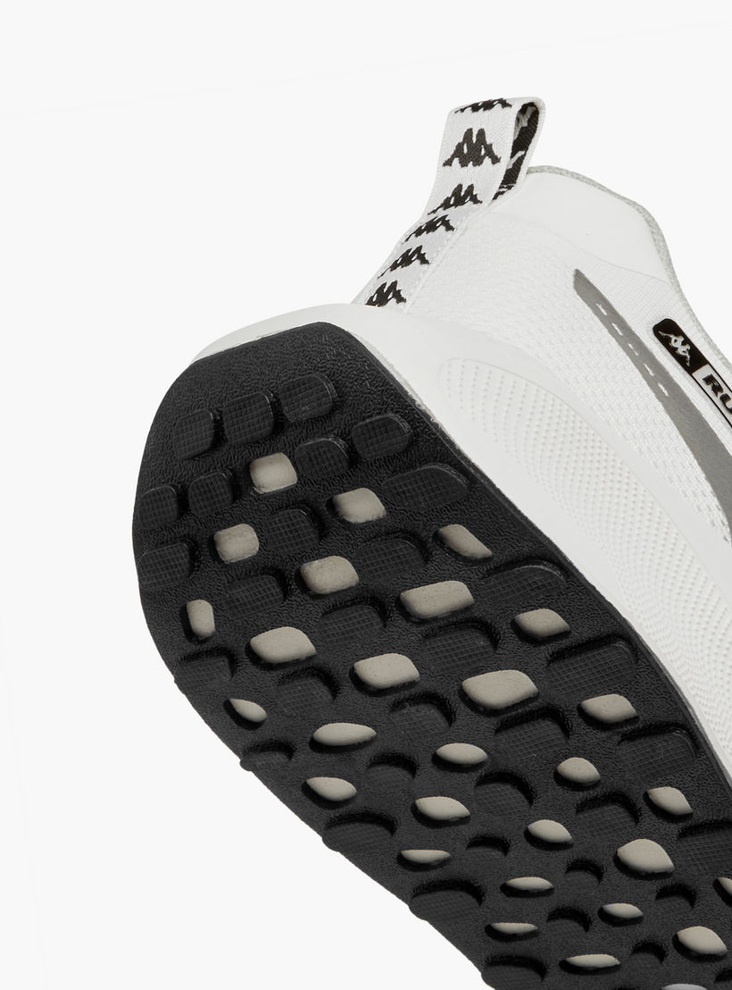 حذاء جري برباط إغلاق وتفاصيل شعار للرجال من كابا - RUN 2.0-men-shoes-sneakers-image-5