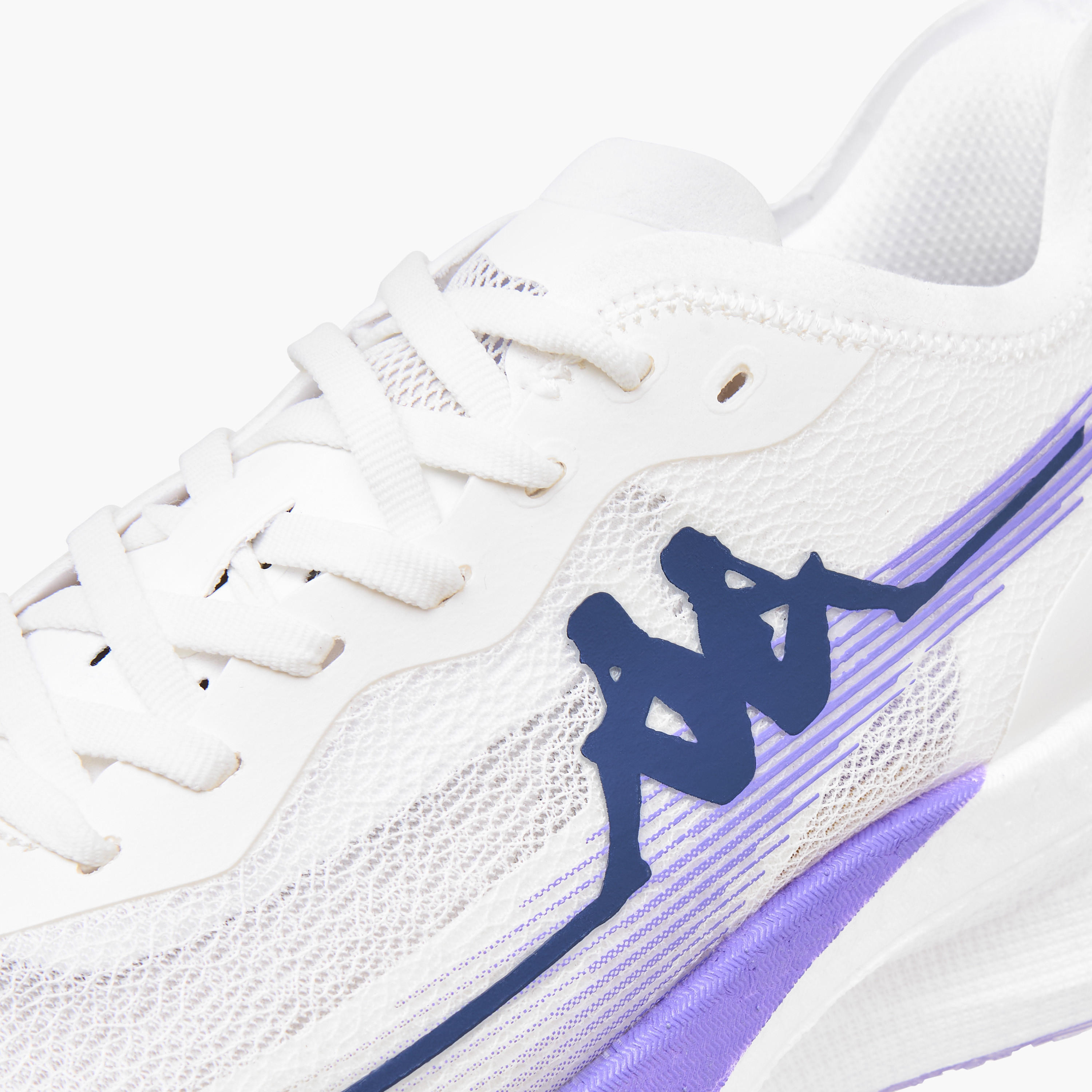 حذاء جري برباط إغلاق وتفاصيل شعار للنساء من كابا - RUN 2.0-sports-women-shoes-image-4