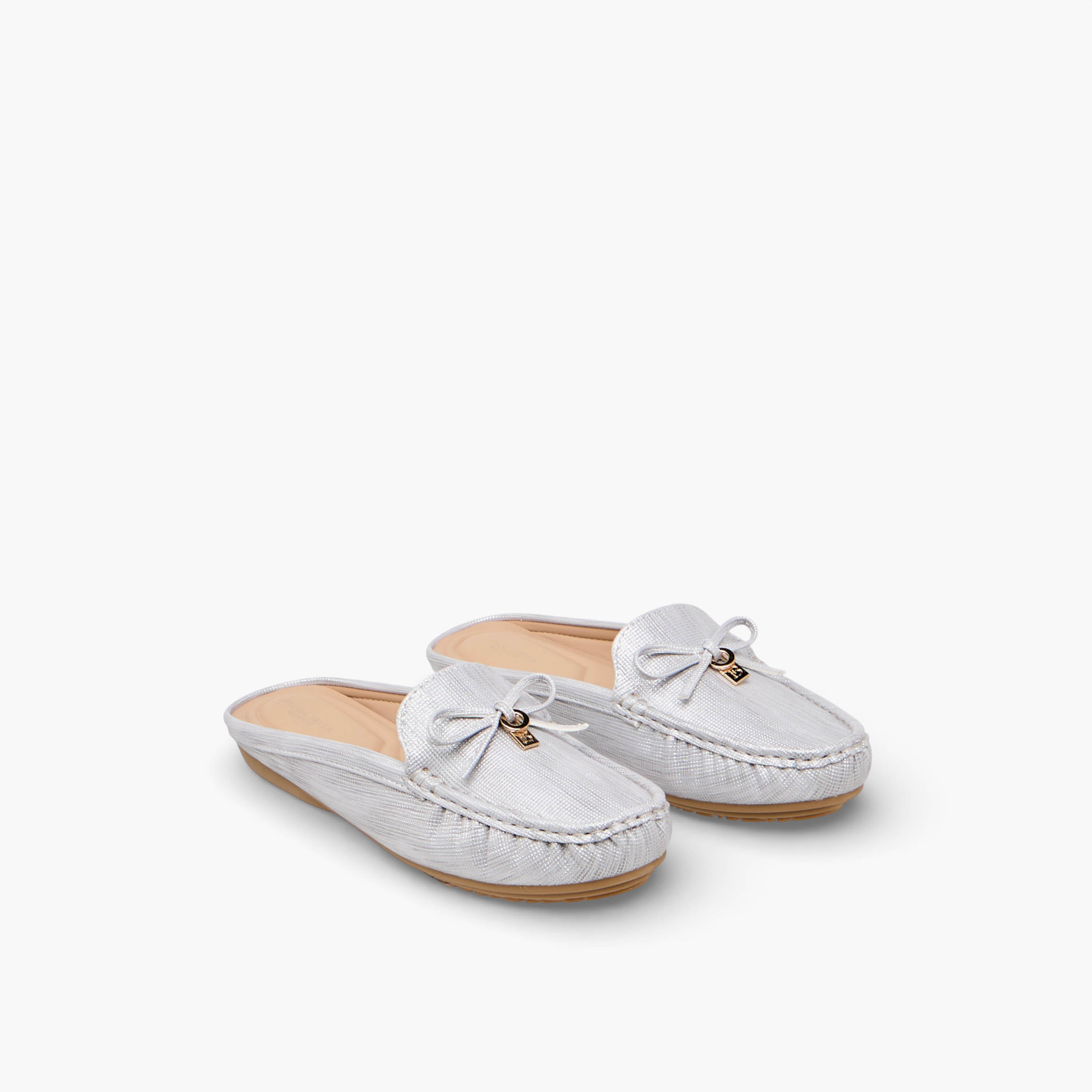 حذاء ميول بزينة فيونكة للنساء من فلورا بيلا-women-shoes-flats-mules-image-1