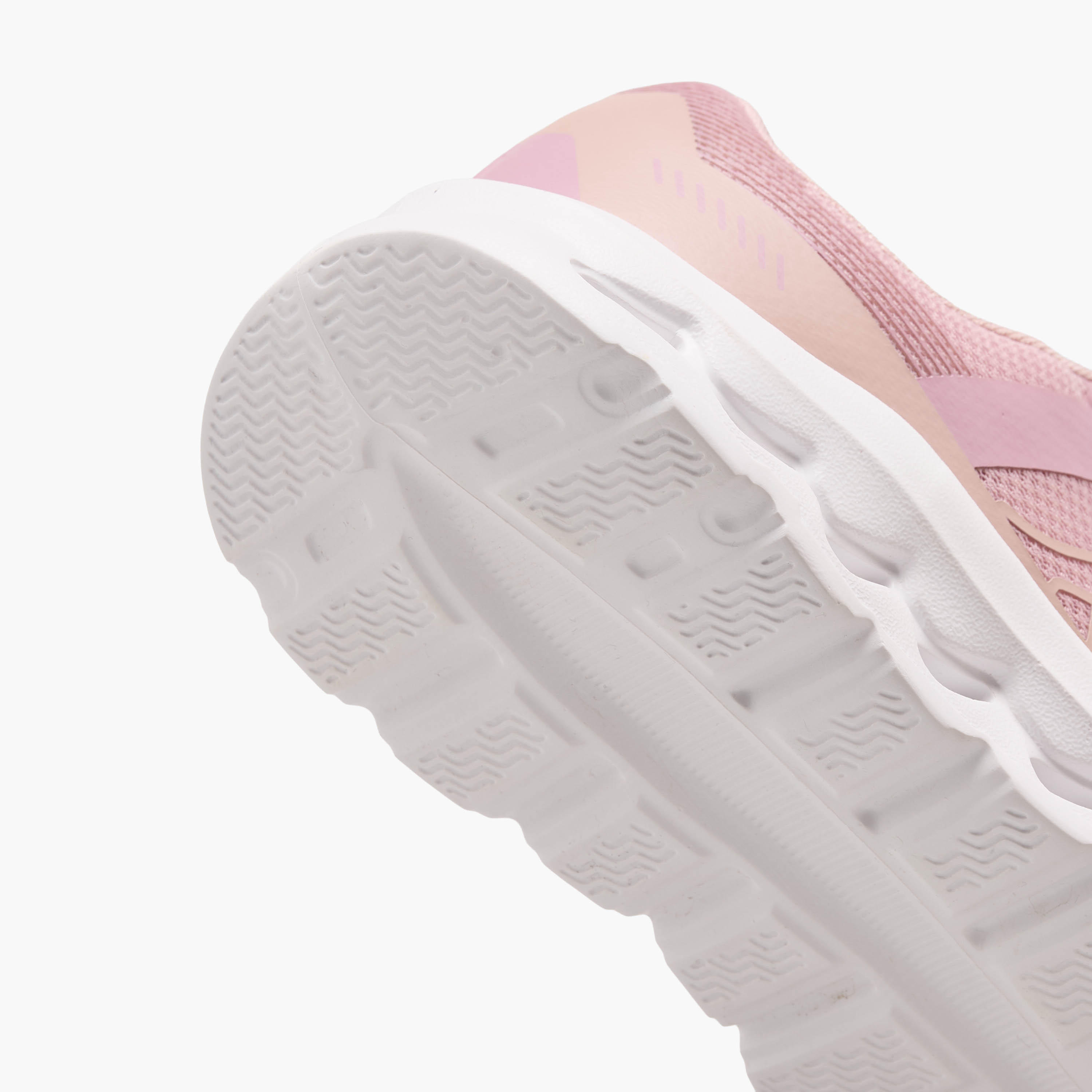 حذاء رياضي برباط إغلاق وشعار للنساء من كابا-sports-women-shoes-image-8