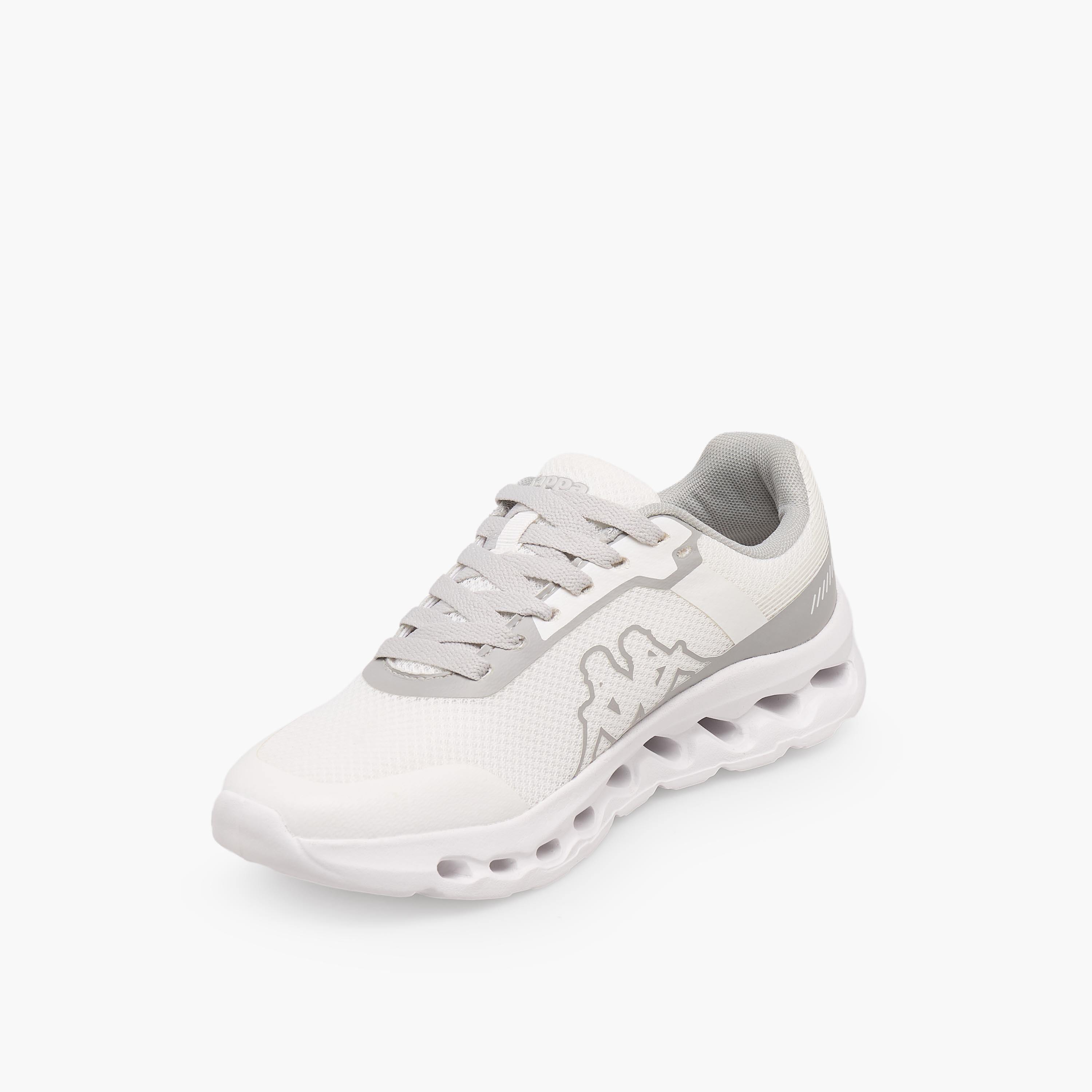 حذاء رياضي برباط إغلاق وشعار للنساء من كابا-sports-women-shoes-image-4