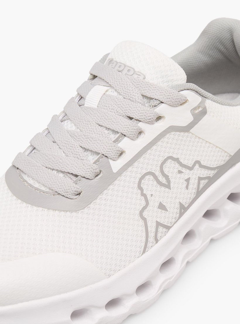 حذاء رياضي برباط إغلاق وشعار للنساء من كابا-sports-women-shoes-image-7