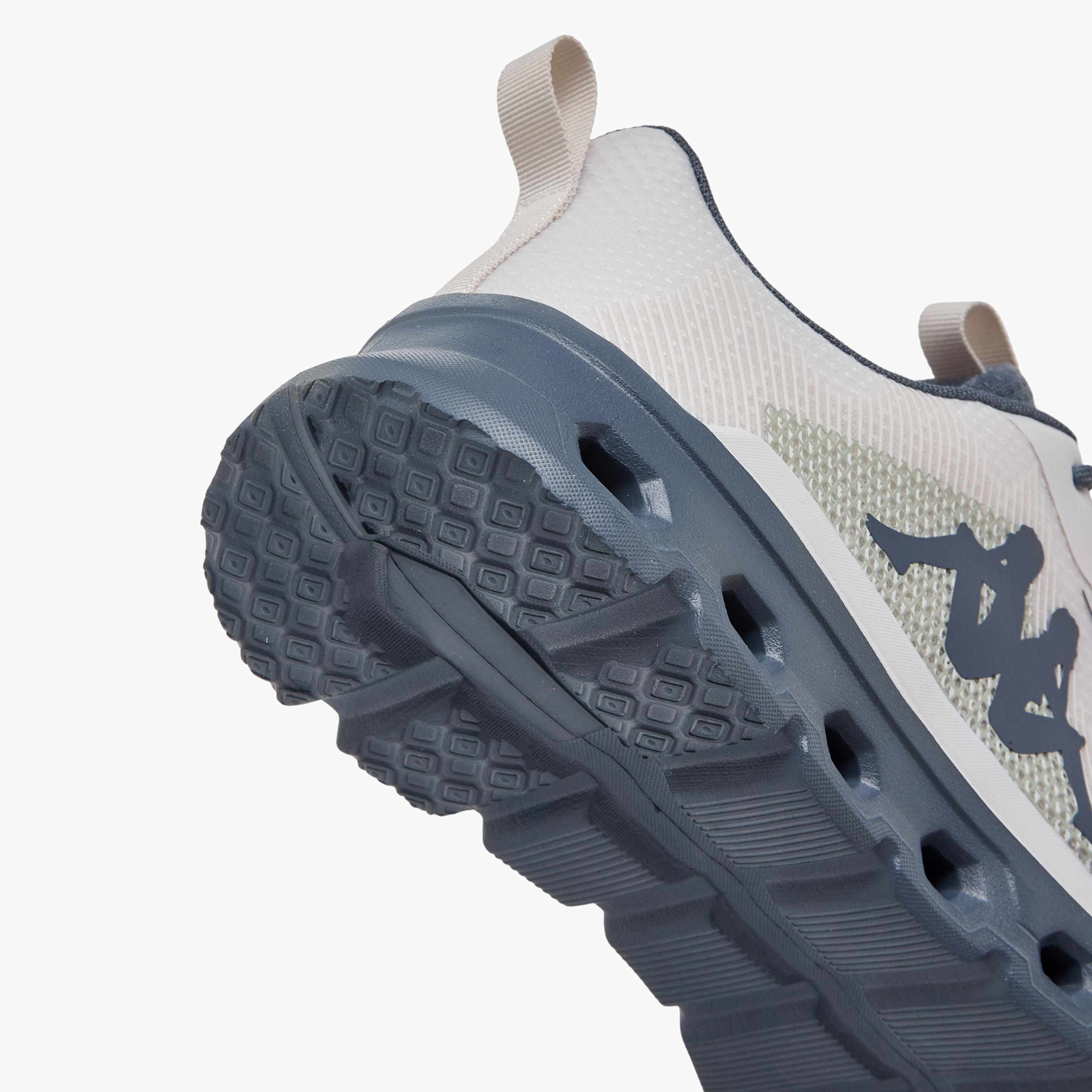 حذاء رياضي برباط إغلاق للرجال من كابا-sports-men-shoes-image-8