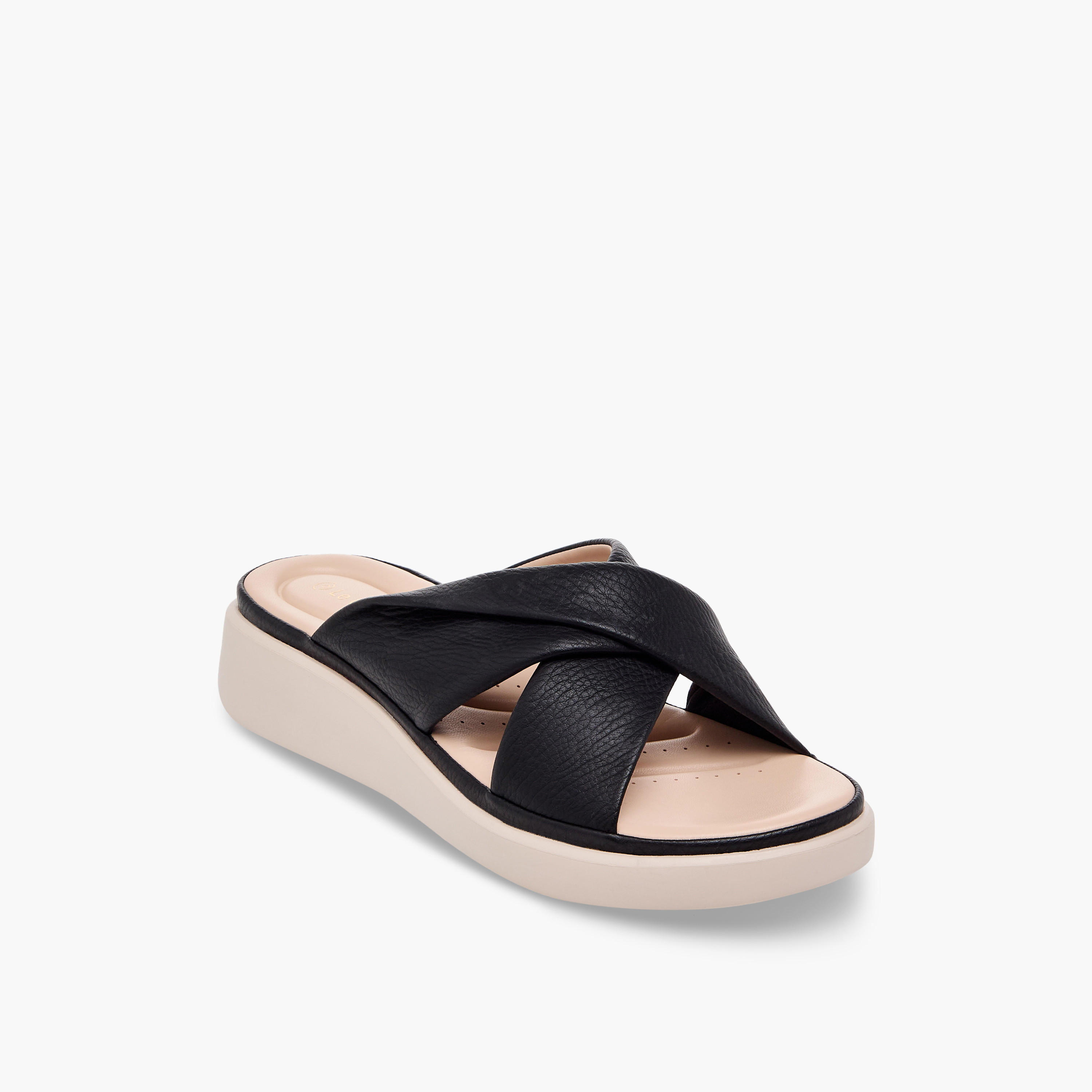 صندل بأحزمة متقاطعة وكعب ويدج للنساء من لو كونفورت-women-shoes-sandals-heeled-image-2