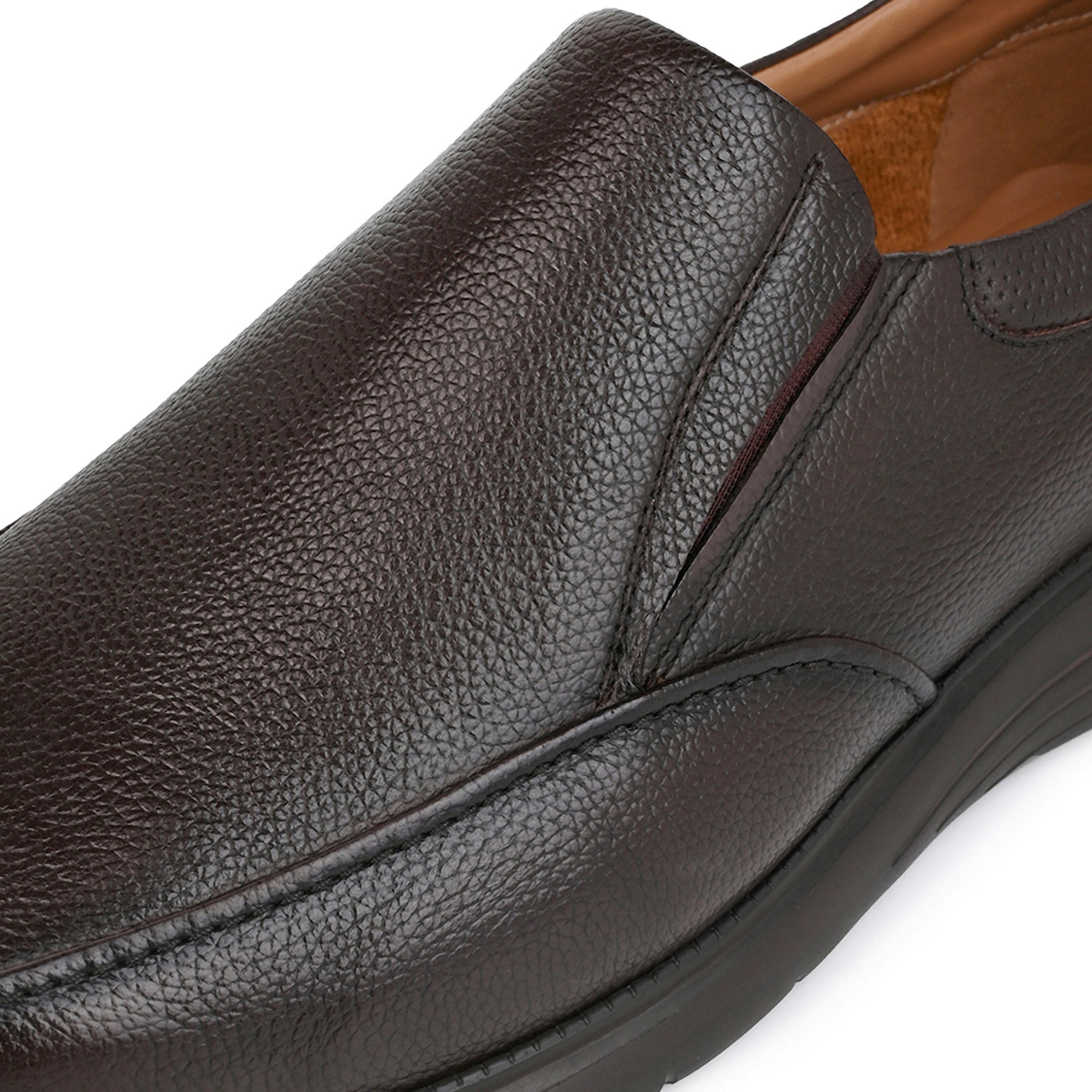 حذاء خفيف جلد سهل الارتداء للرجال من إل بي إل من شو إكسبريس-men-shoes-loafersandmoccasins-image-4
