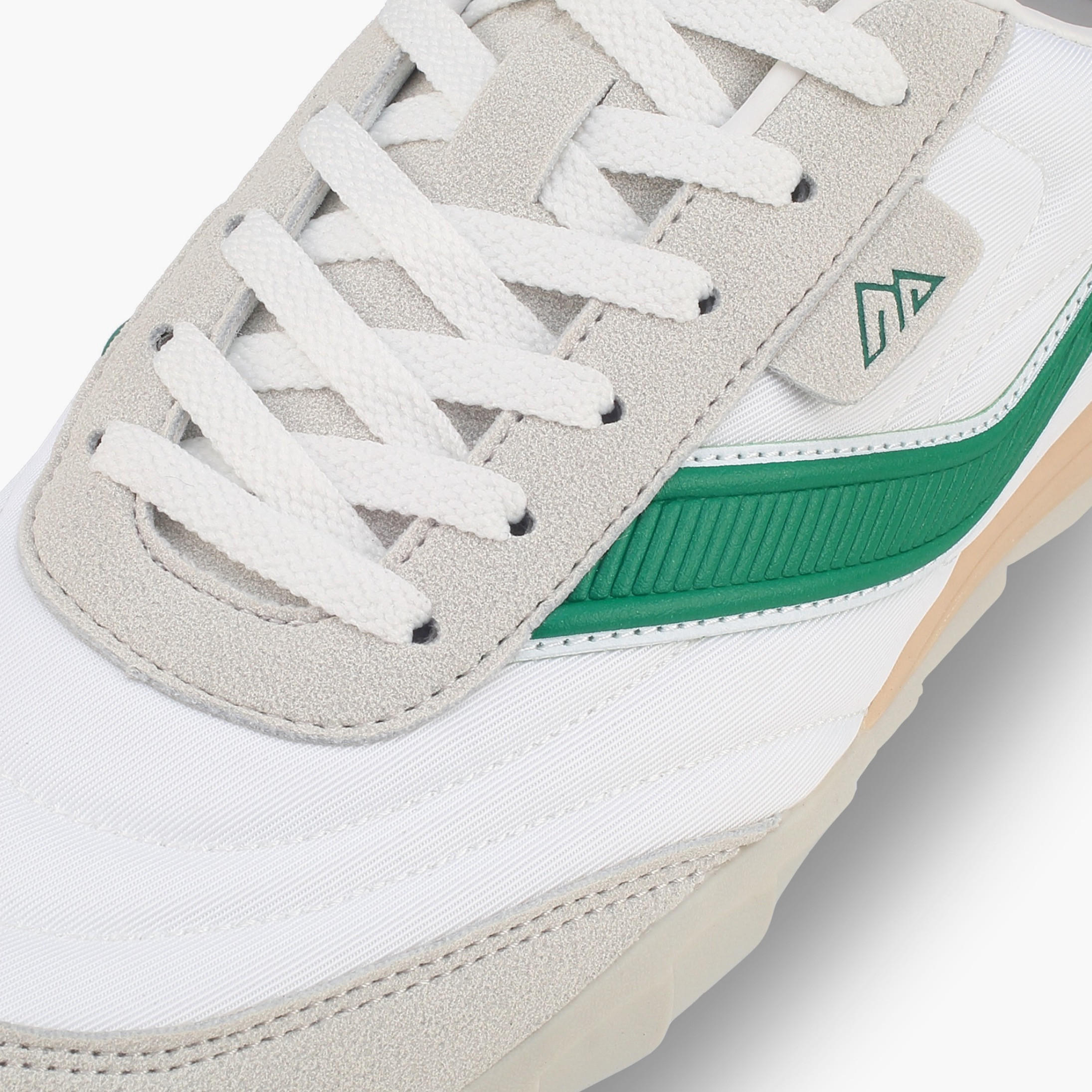 حذاء سنيكرز بكاحل ورباط إغلاق للرجال من أوكلان باي شوإكسبرس-men-shoes-sneakers-image-4