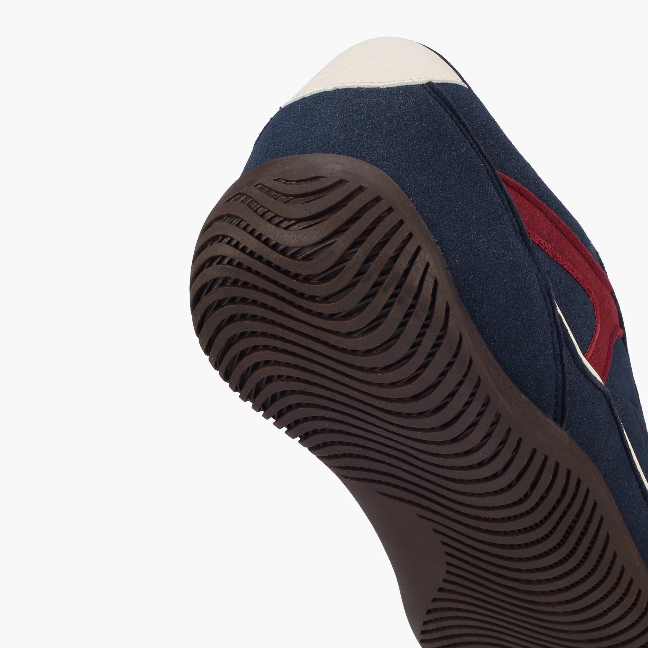 حذاء سنيكرز بطول الكاحل ورباط إغلاق للرجال من أوكلان من شو إكسبريس-men-shoes-sneakers-image-5