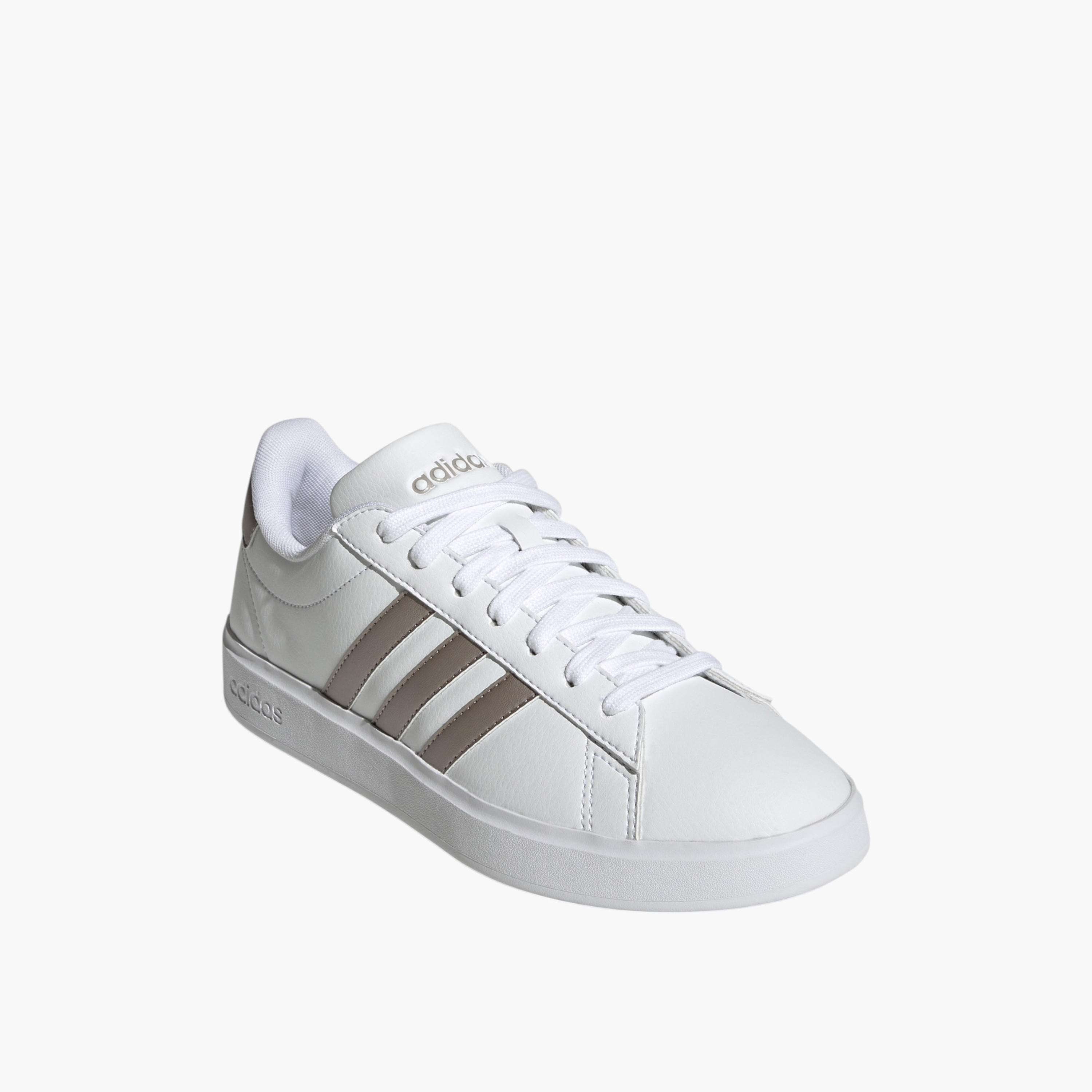 حذاء سنيكرز جراند كورت 2.0 برباط إغلاق للنساء من أديداس - GW9215-women-shoes-sneakers-image-1