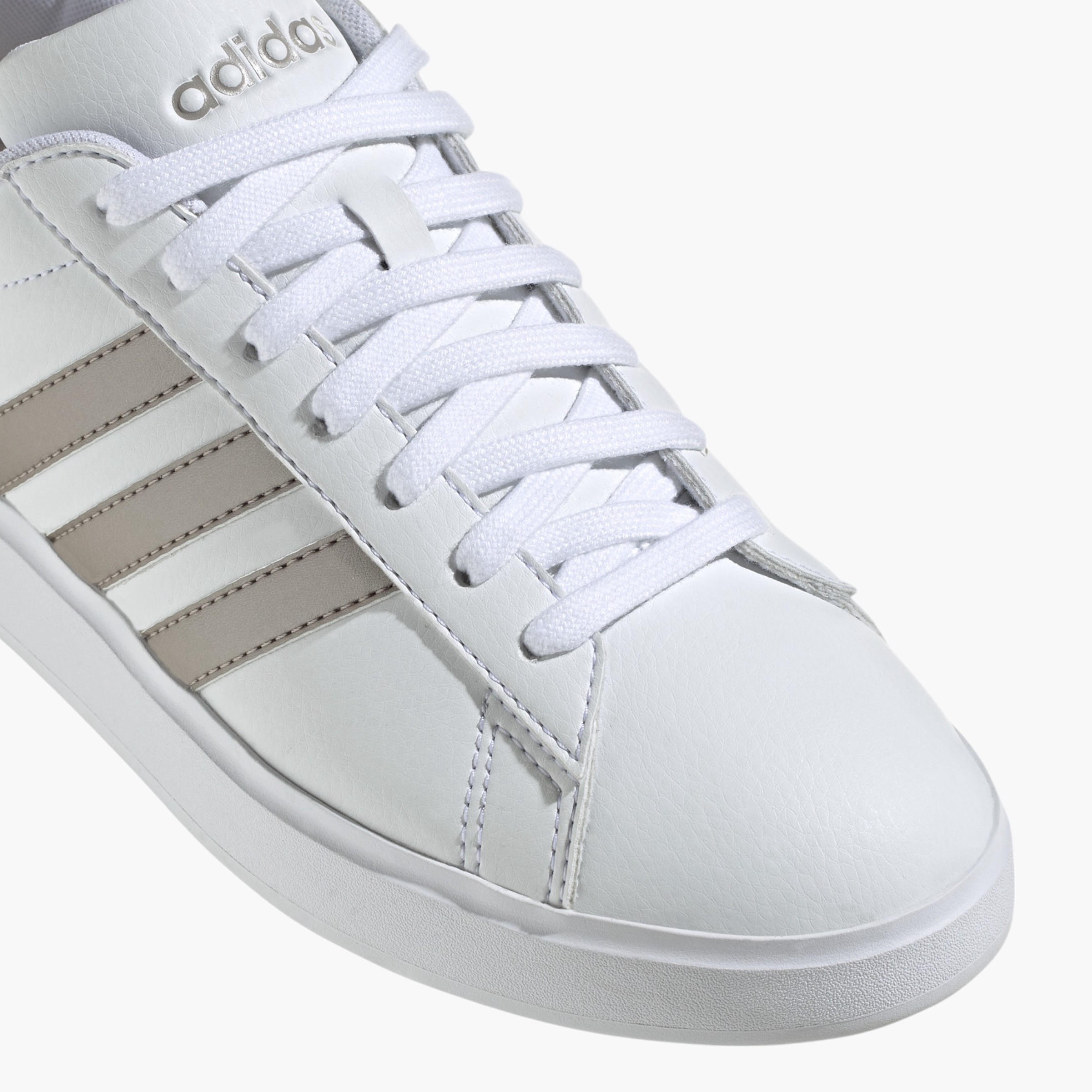 حذاء سنيكرز جراند كورت 2.0 برباط إغلاق للنساء من أديداس - GW9215-women-shoes-sneakers-image-6