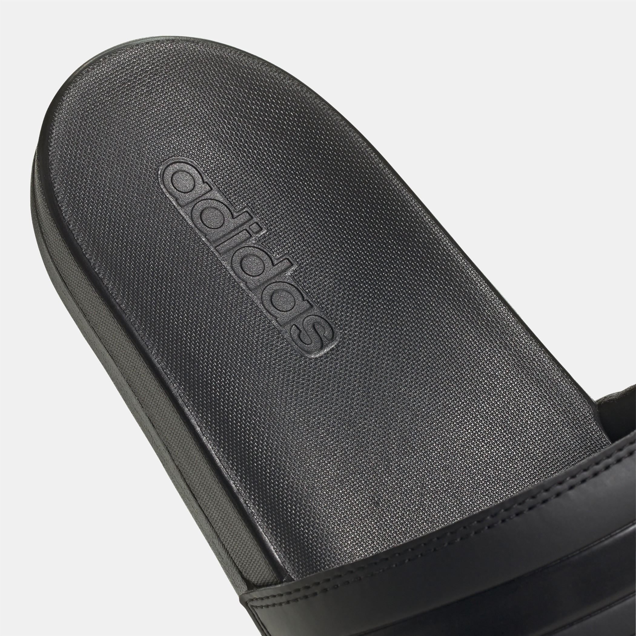 شبشب خفيف أديليت كومفورت للرجال من أديداس - GZ5896-men-shoes-flipflopsandslides-image-5