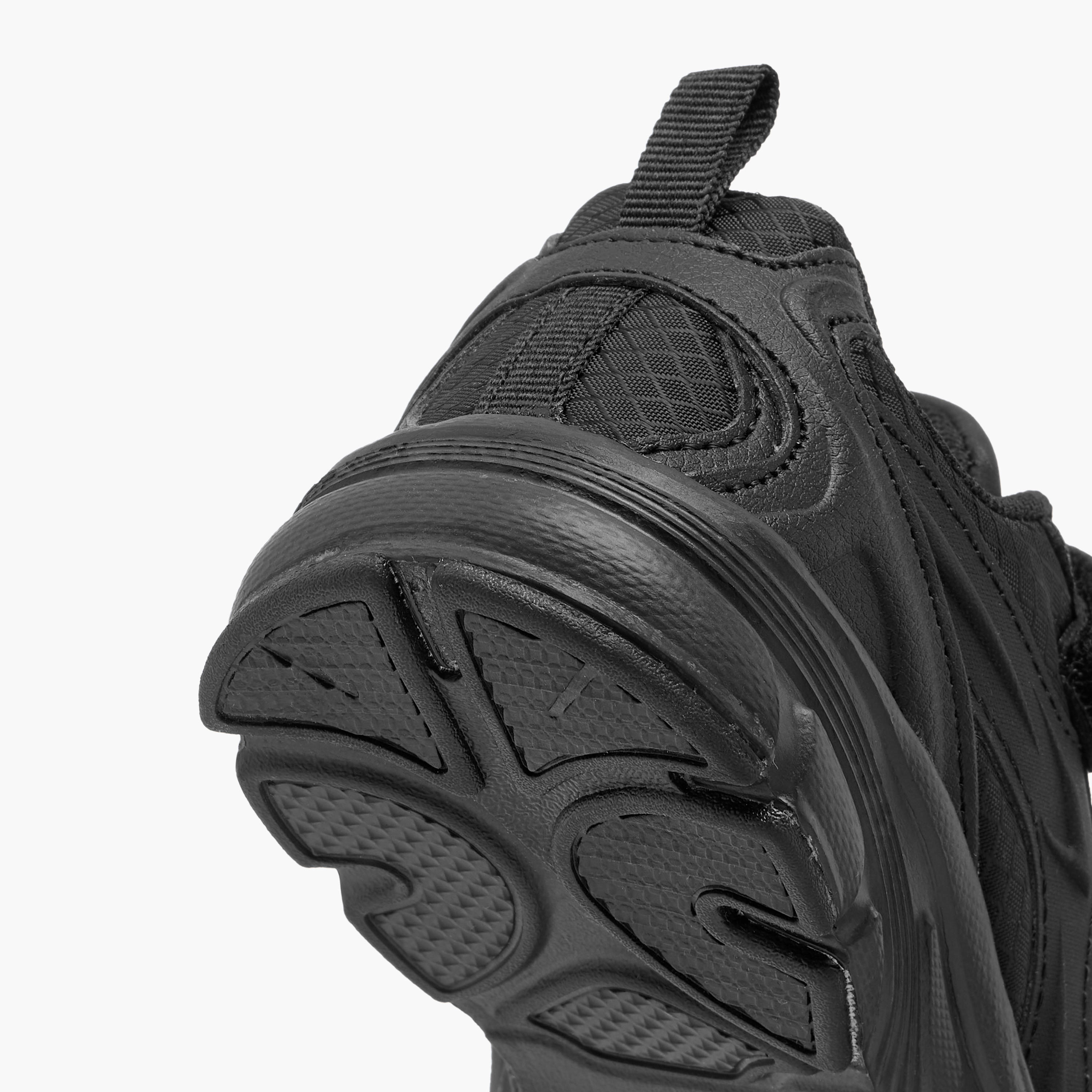 حذاء مدرسي متعدد التصاميم بشريط إغلاق لاصق من داش-boys-shoes-schoolshoes-image-5