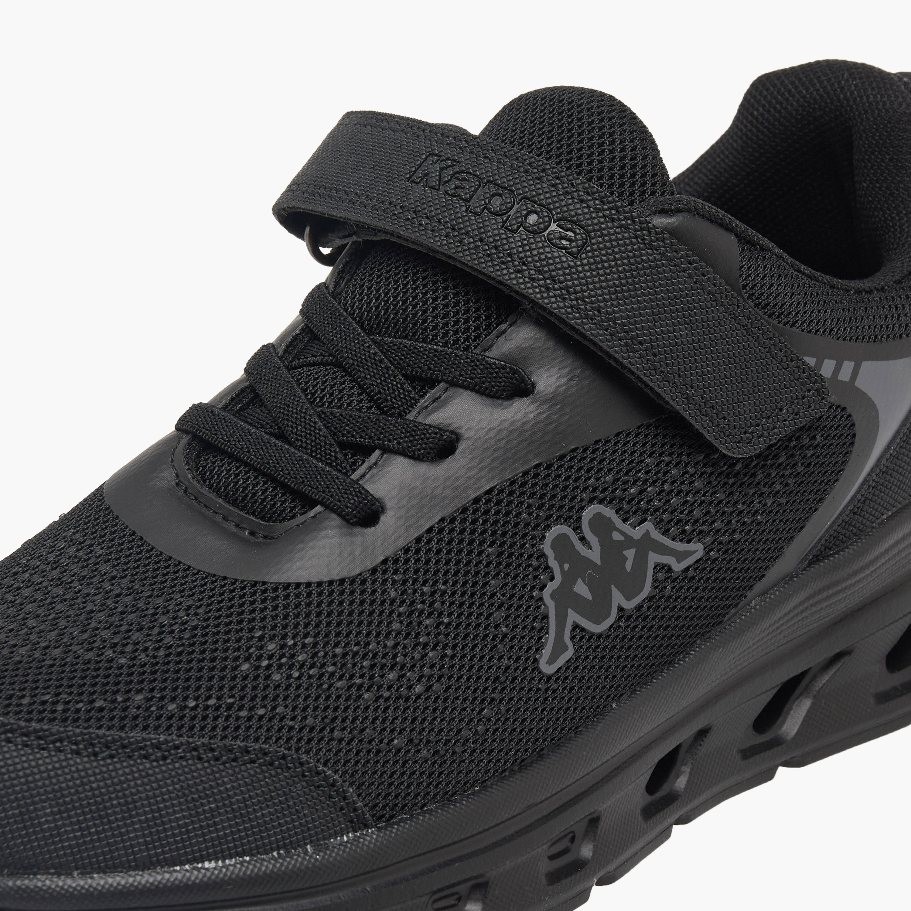 حذاء رياضي بشريط إغلاق لاصق للأولاد من كابا-boys-shoes-sneakers-image-4