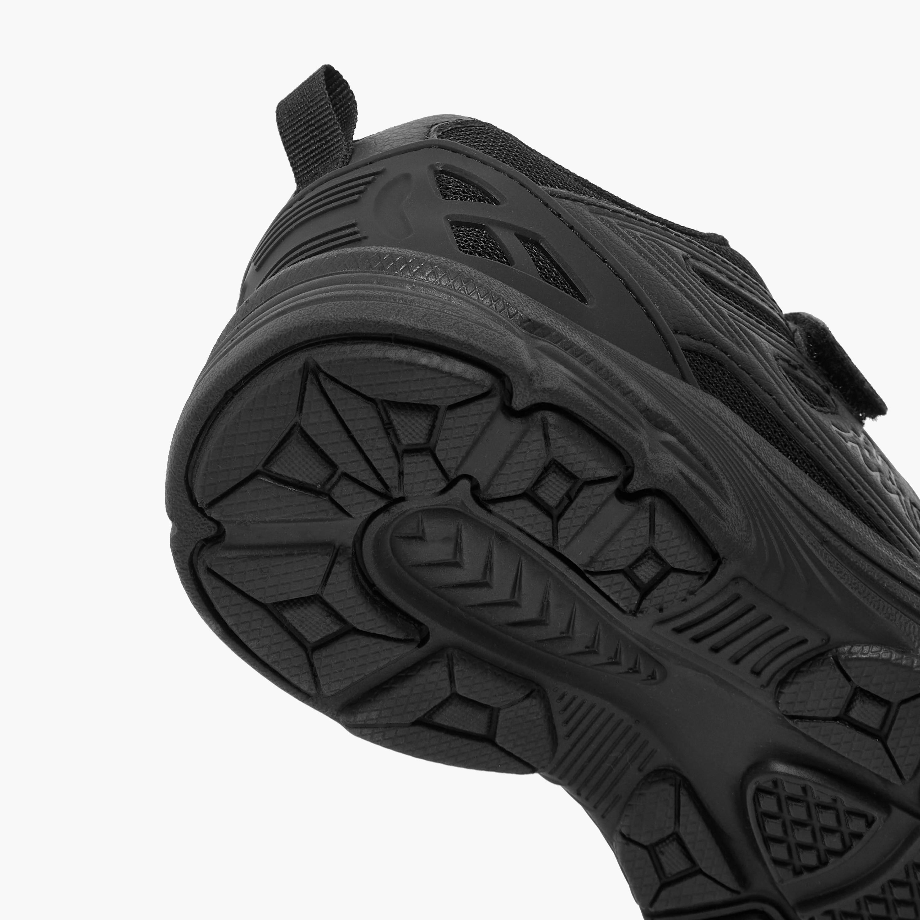 حذاء رياضي بشريط إغلاق لاصق للأولاد من كابا-sports-boys-shoes-image-8