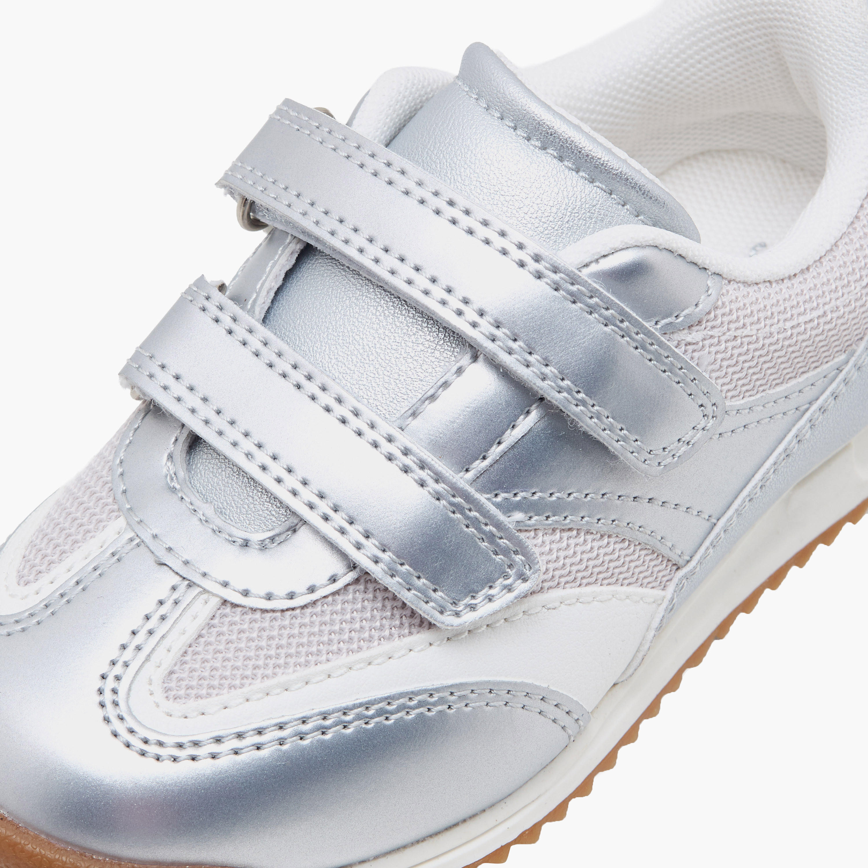 حذاء سنيكرز بشريط إغلاق لاصق للبنات من جونيورز-girls-shoes-sneakers-image-4