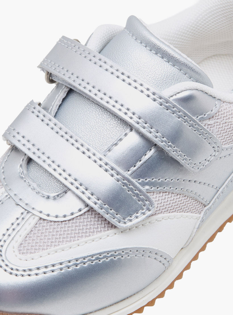 حذاء سنيكرز بشريط إغلاق لاصق للبنات من جونيورز-girls-shoes-sneakers-image-4