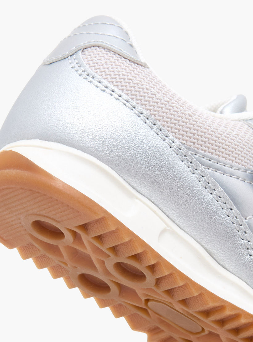 حذاء سنيكرز بشريط إغلاق لاصق للبنات من جونيورز-girls-shoes-sneakers-image-5