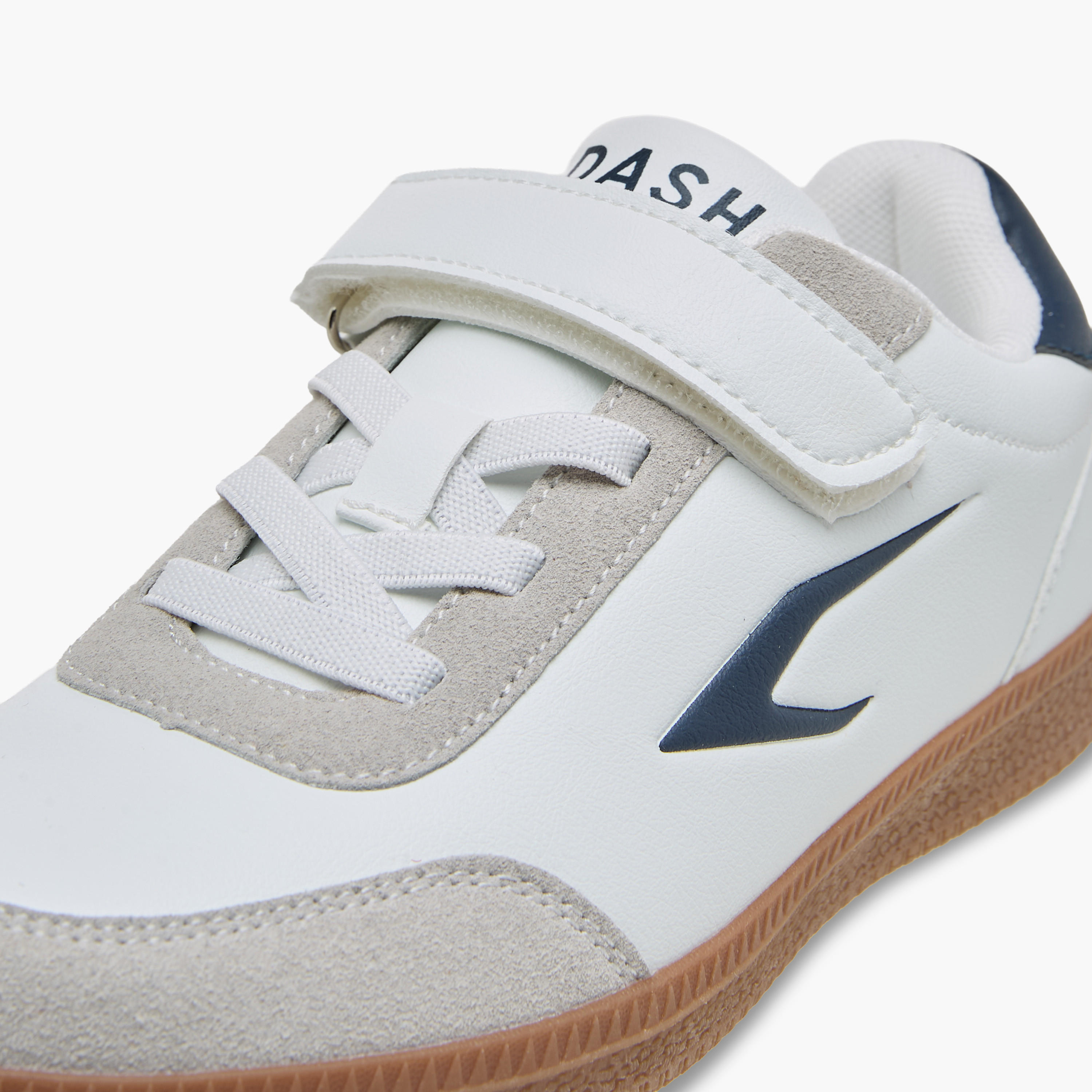 حذاء رياضي بشريط إغلاق لاصق للأولاد من داش-boys-shoes-sports-image-4