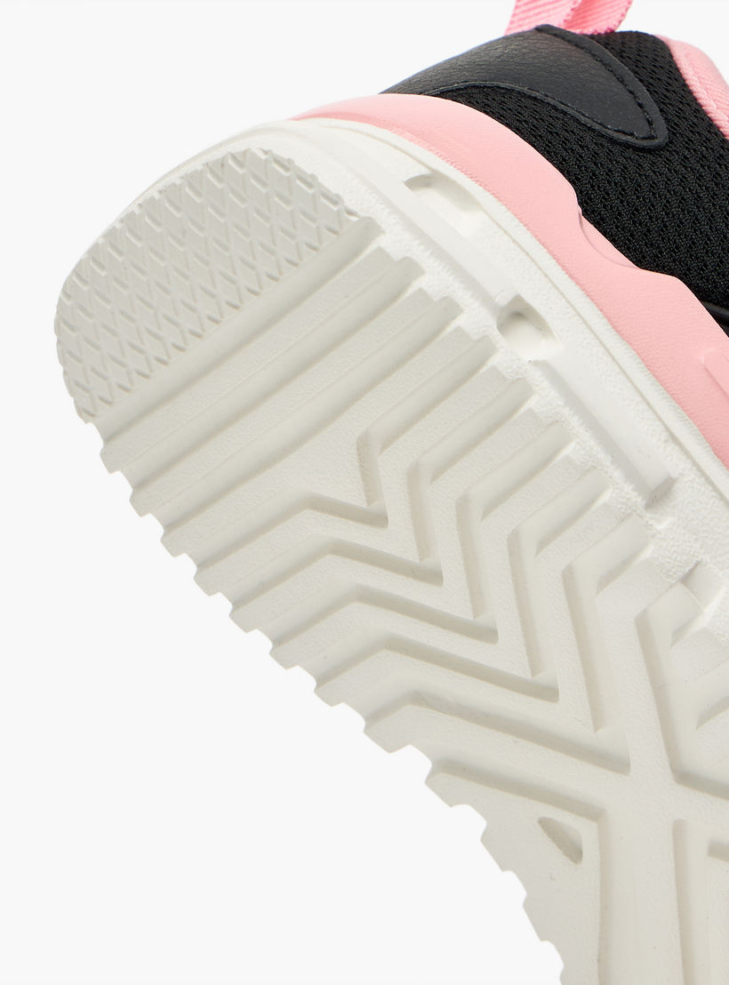 حذاء رياضي بشريط إغلاق وألواح للبنات من كابا-girls-shoes-sports-image-5