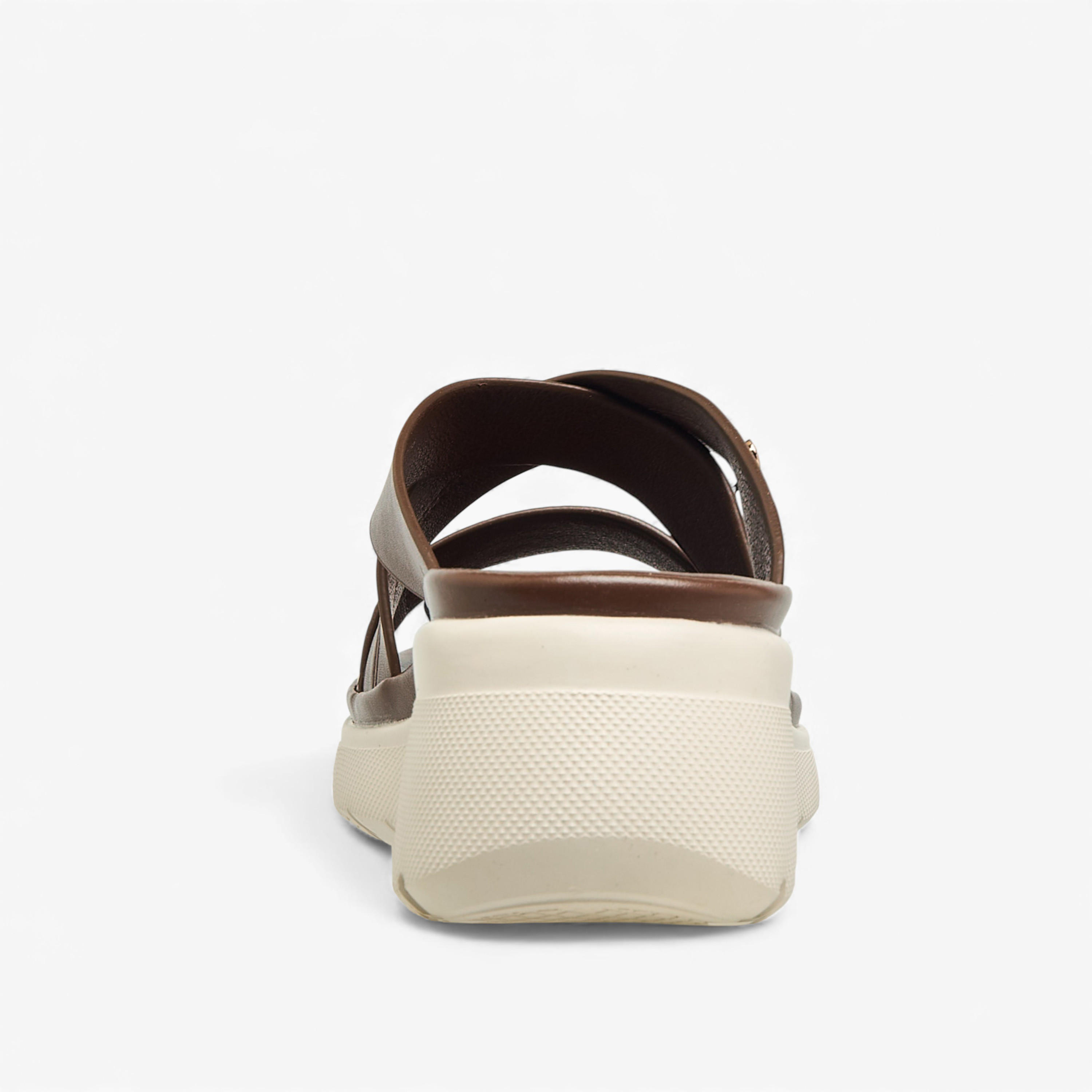 صندل بحزام بارز الملمس للنساء من فلورا بيلا-women-shoes-flats-sandals-image-4