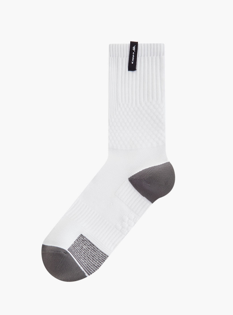 طقم جوارب غير وبرية بارزة الملمس 3 أزواج بطول ربلة الساق من كابا-men-socks-image-2