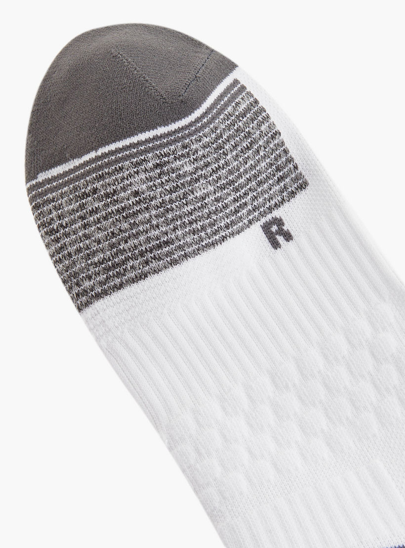 طقم جوارب غير وبرية بارزة الملمس 3 أزواج بطول ربلة الساق من كابا-men-socks-image-7