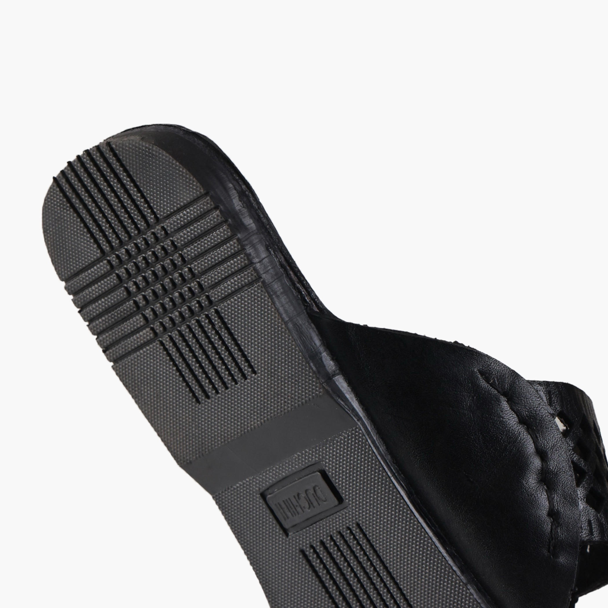 صندل جلد بحزام مثقب للرجال من دوتشيني-men-shoes-sandals-image-5