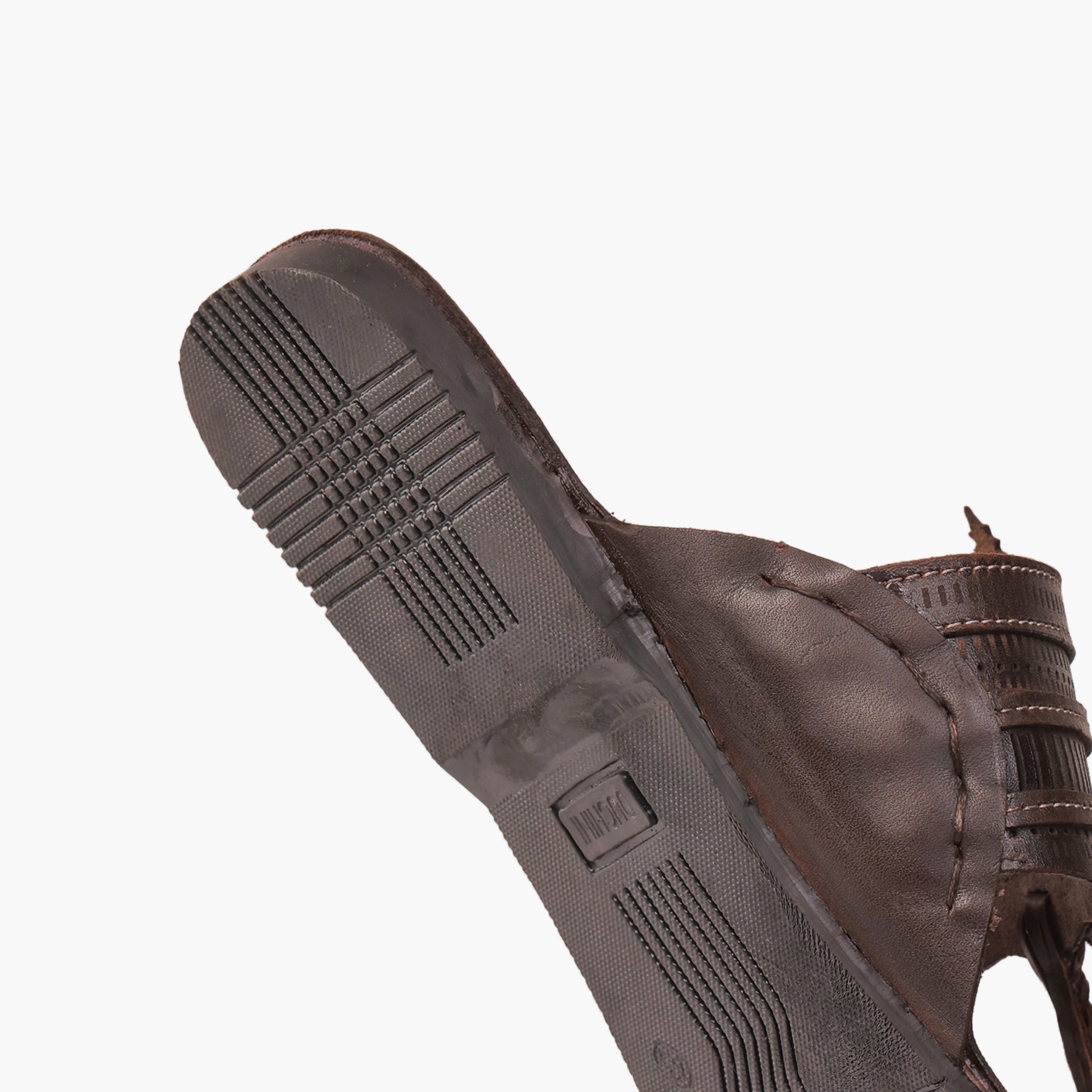 صندل جلد مريح بحزام مثقّب للرجال من دوشيني-men-shoes-sandals-image-5