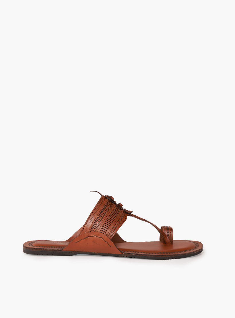 صندل جلد مريح بحزام مثقّب للرجال من دوشيني-men-shoes-sandals-image-3